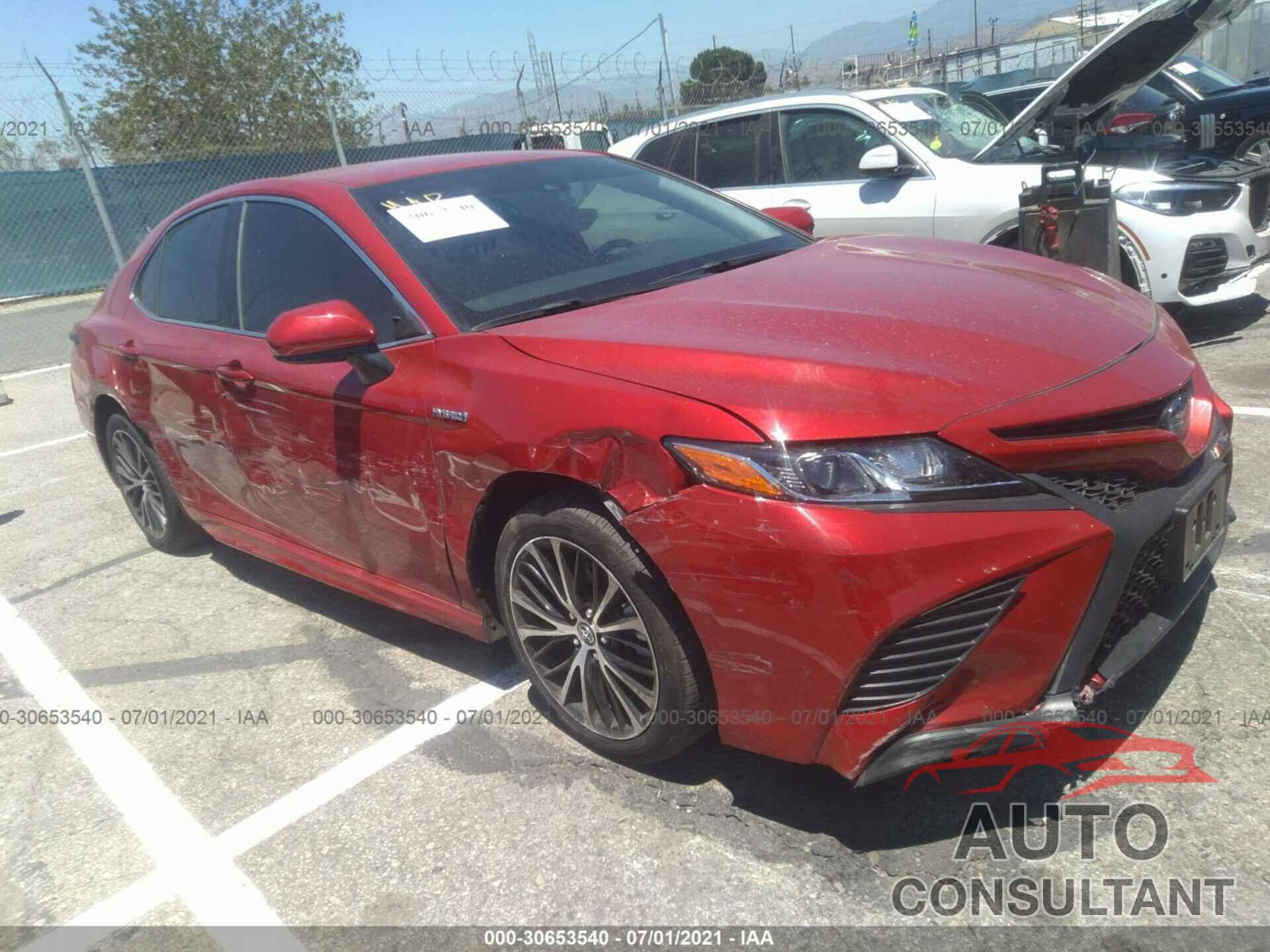 TOYOTA CAMRY 2019 - 4T1B21HK7KU013642