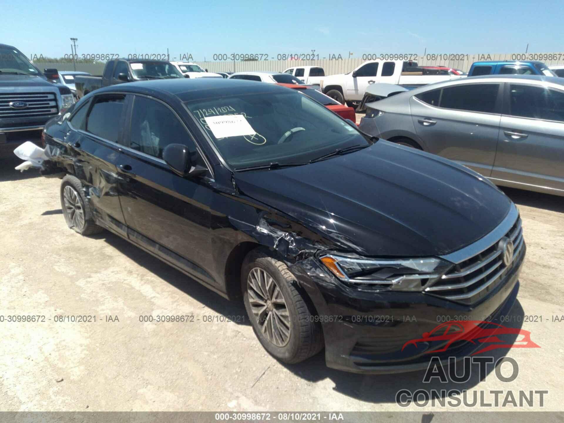 VOLKSWAGEN JETTA 2019 - 3VWC57BU8KM096478