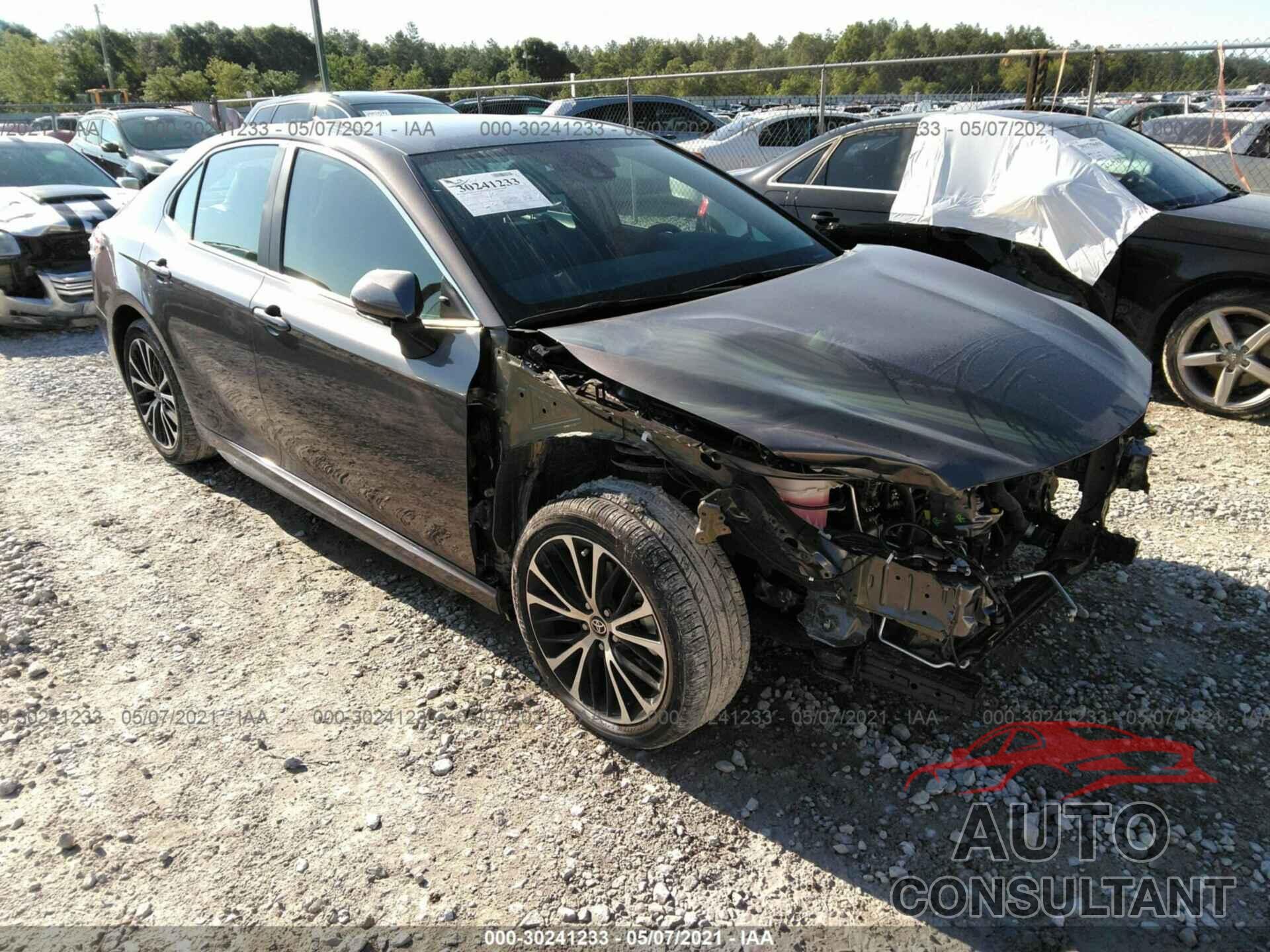 TOYOTA CAMRY 2020 - 4T1M11AK0LU975773