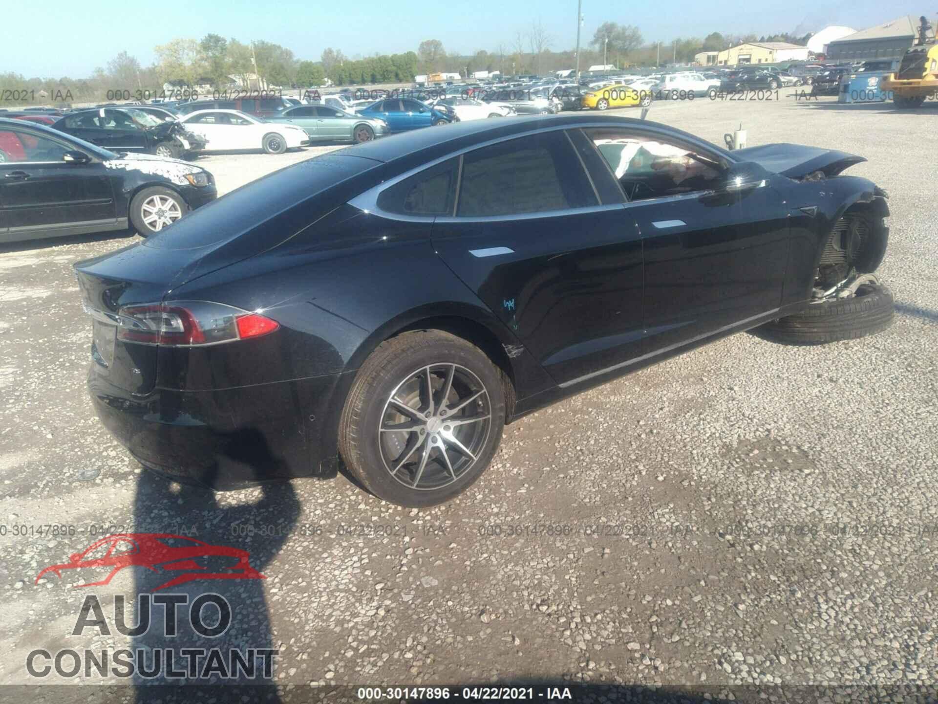 TESLA MODEL S 2017 - 5YJSA1E15HF202424