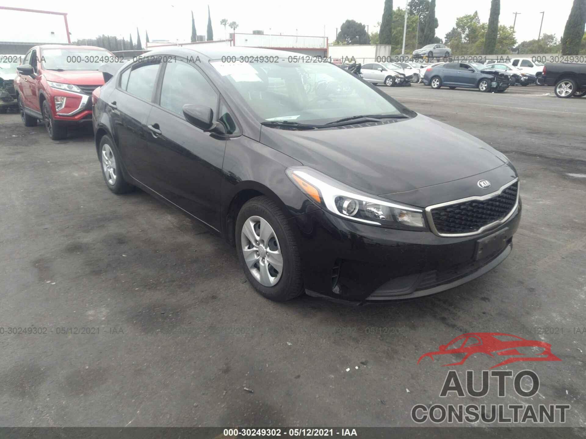 KIA FORTE 2018 - 3KPFK4A75JE251810