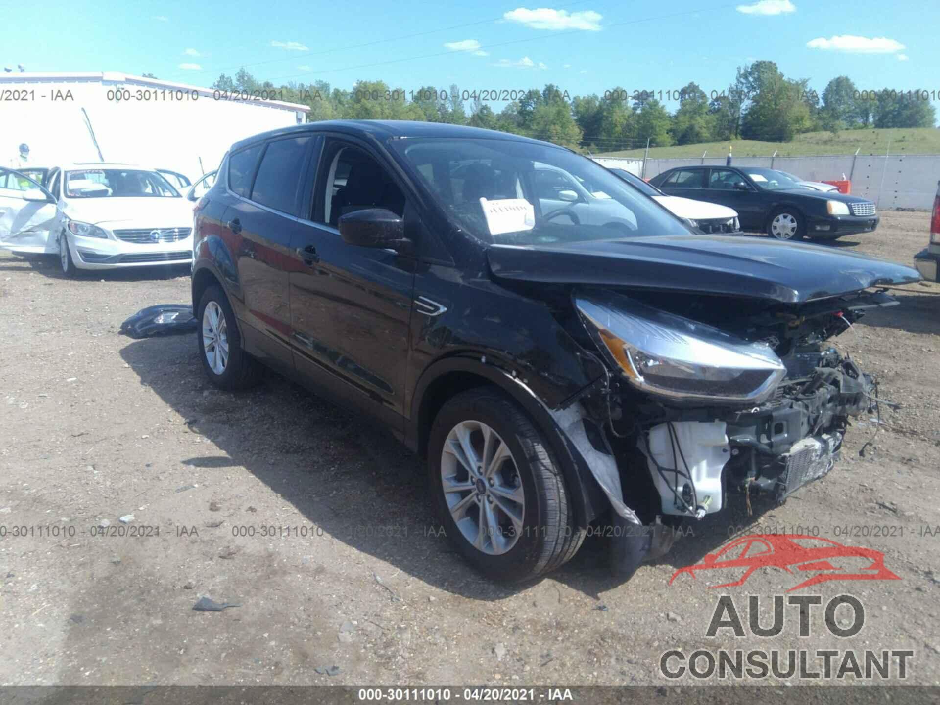 FORD ESCAPE 2019 - 1FMCU0GD3KUC06219