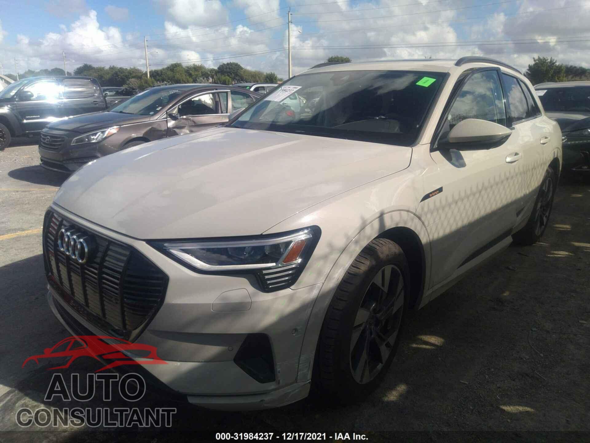 AUDI E-TRON 2021 - WA1AAAGE5MB013663