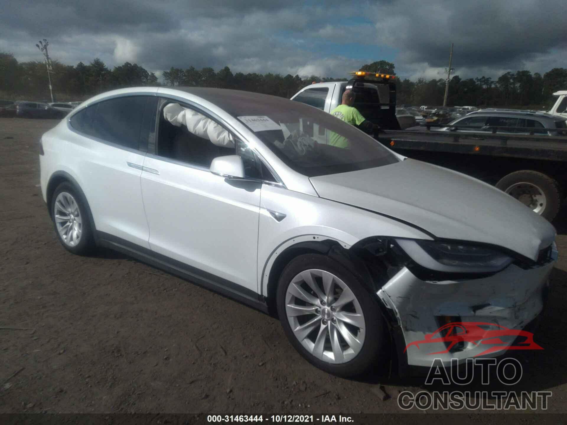 TESLA MODEL X 2020 - 5YJXCBE21LF227876