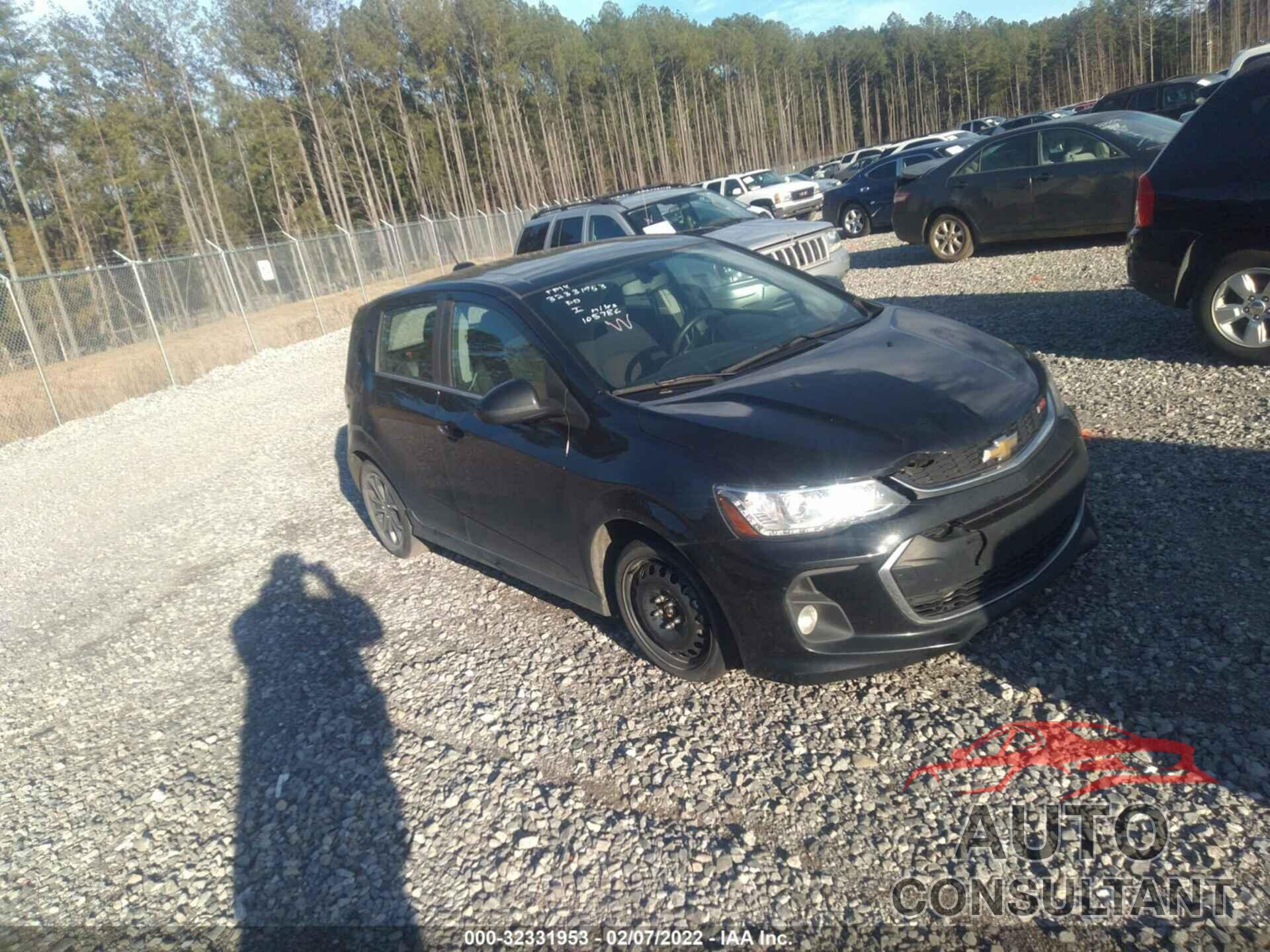 CHEVROLET SONIC 2017 - 1G1JD6SB5H4174766