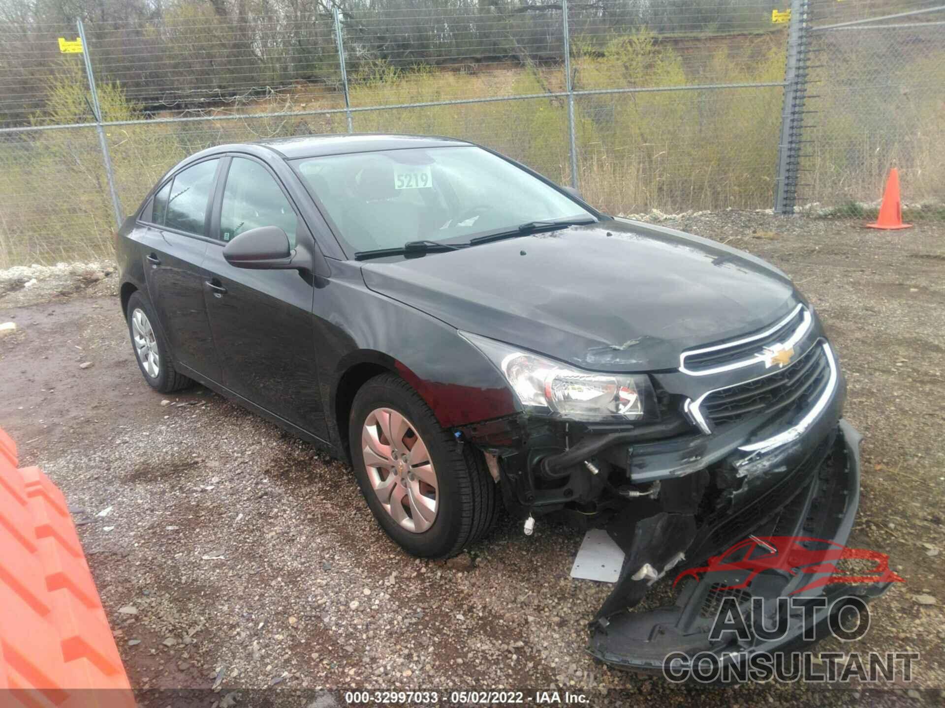 CHEVROLET CRUZE LIMITED 2016 - 1G1PC5SH6G7142921