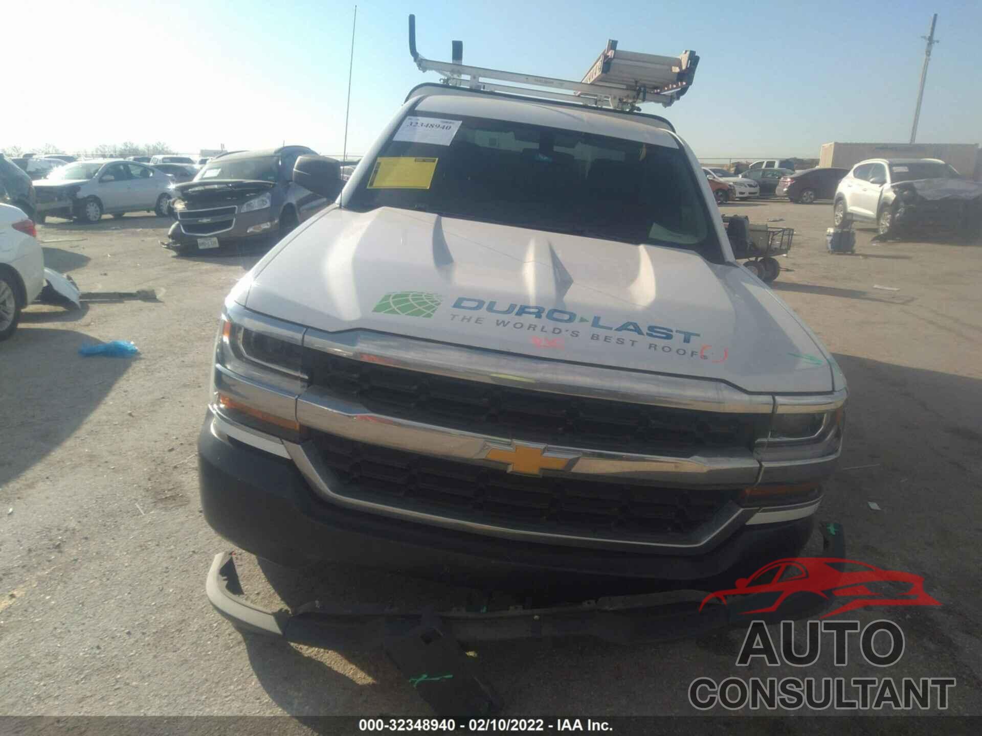 CHEVROLET SILVERADO 1500 2018 - 1GCNCNEH1JZ310826