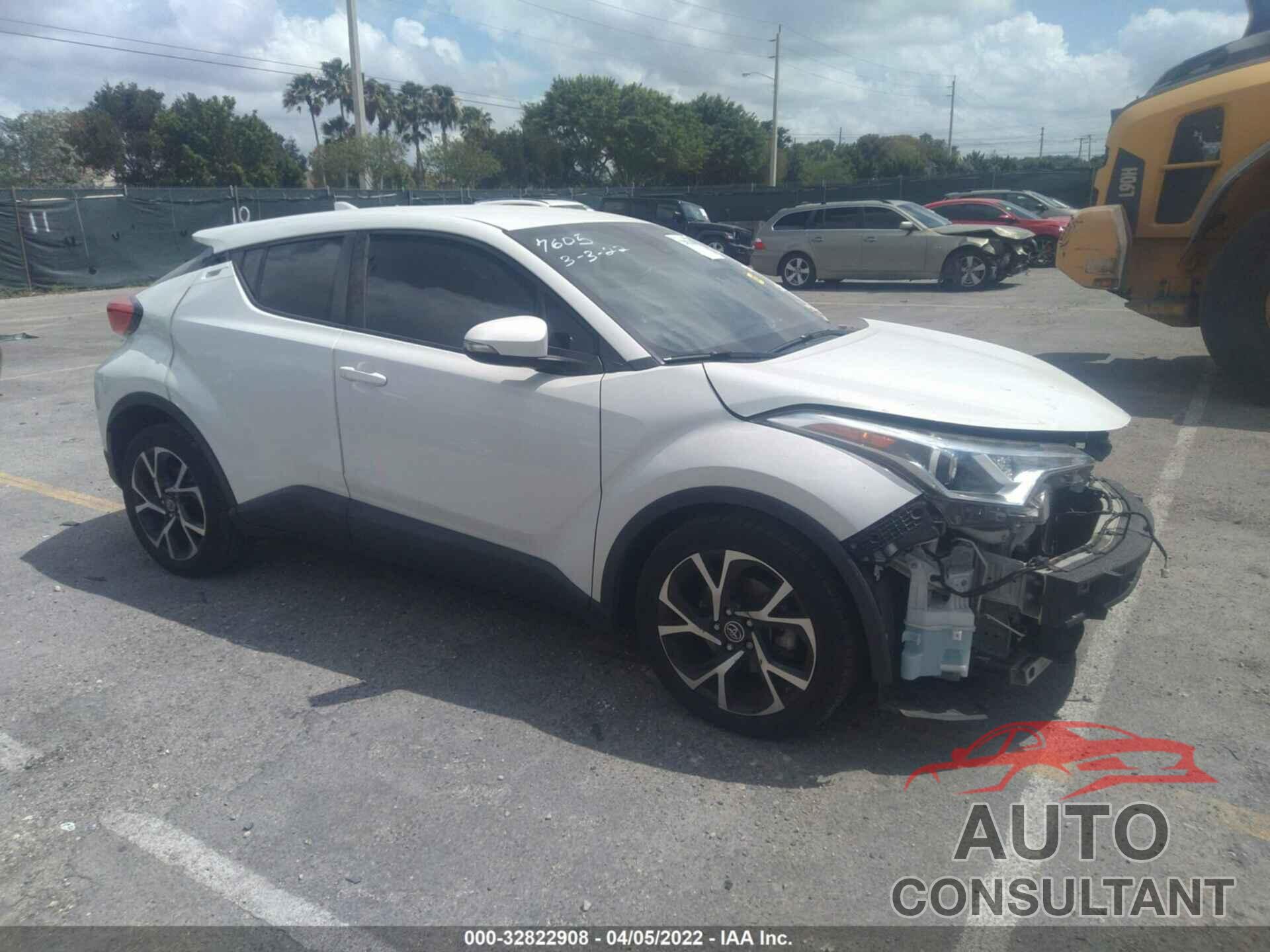 TOYOTA C-HR 2018 - NMTKHMBX7JR017605