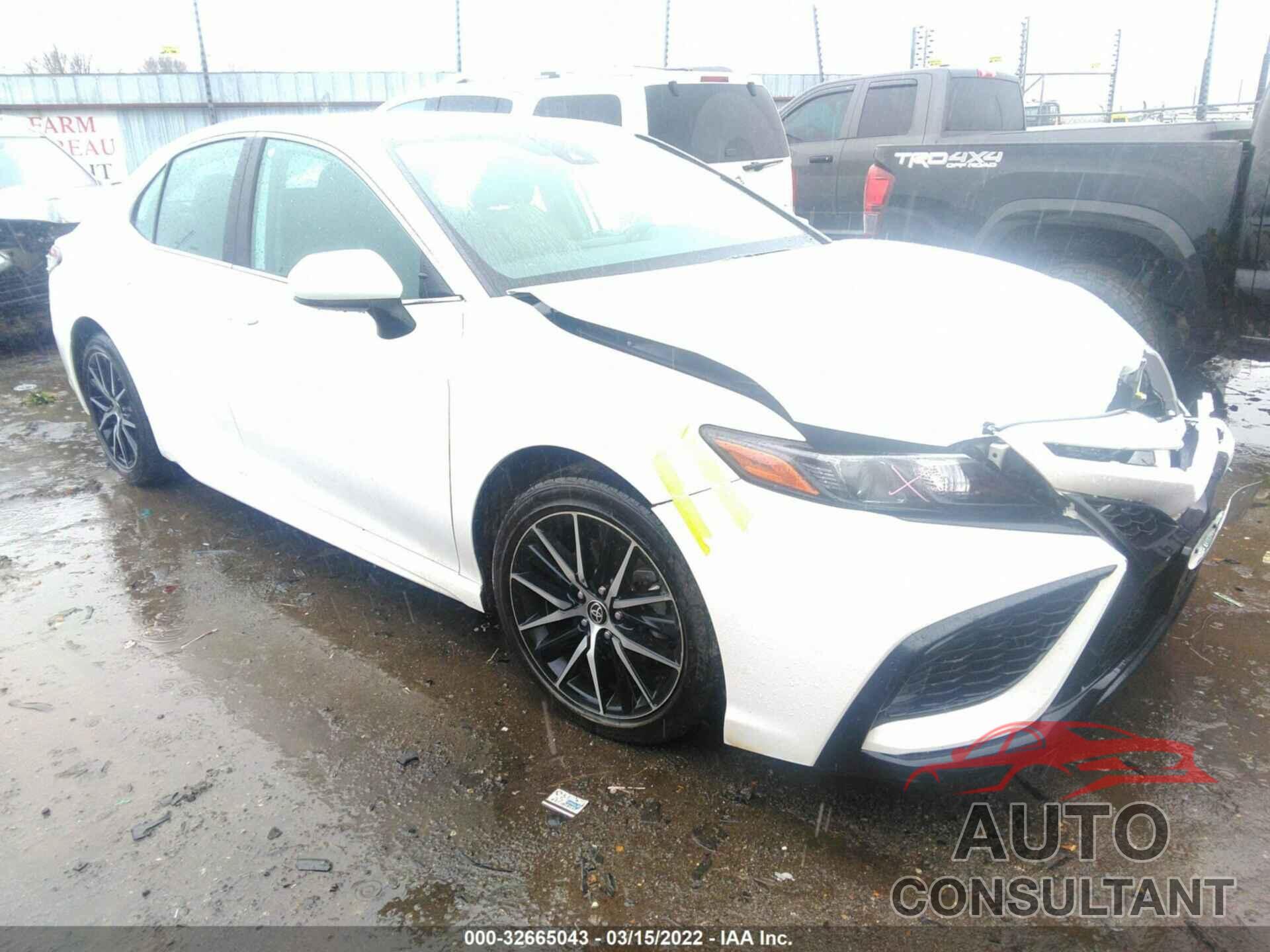 TOYOTA CAMRY 2021 - 4T1G11AK9MU583633
