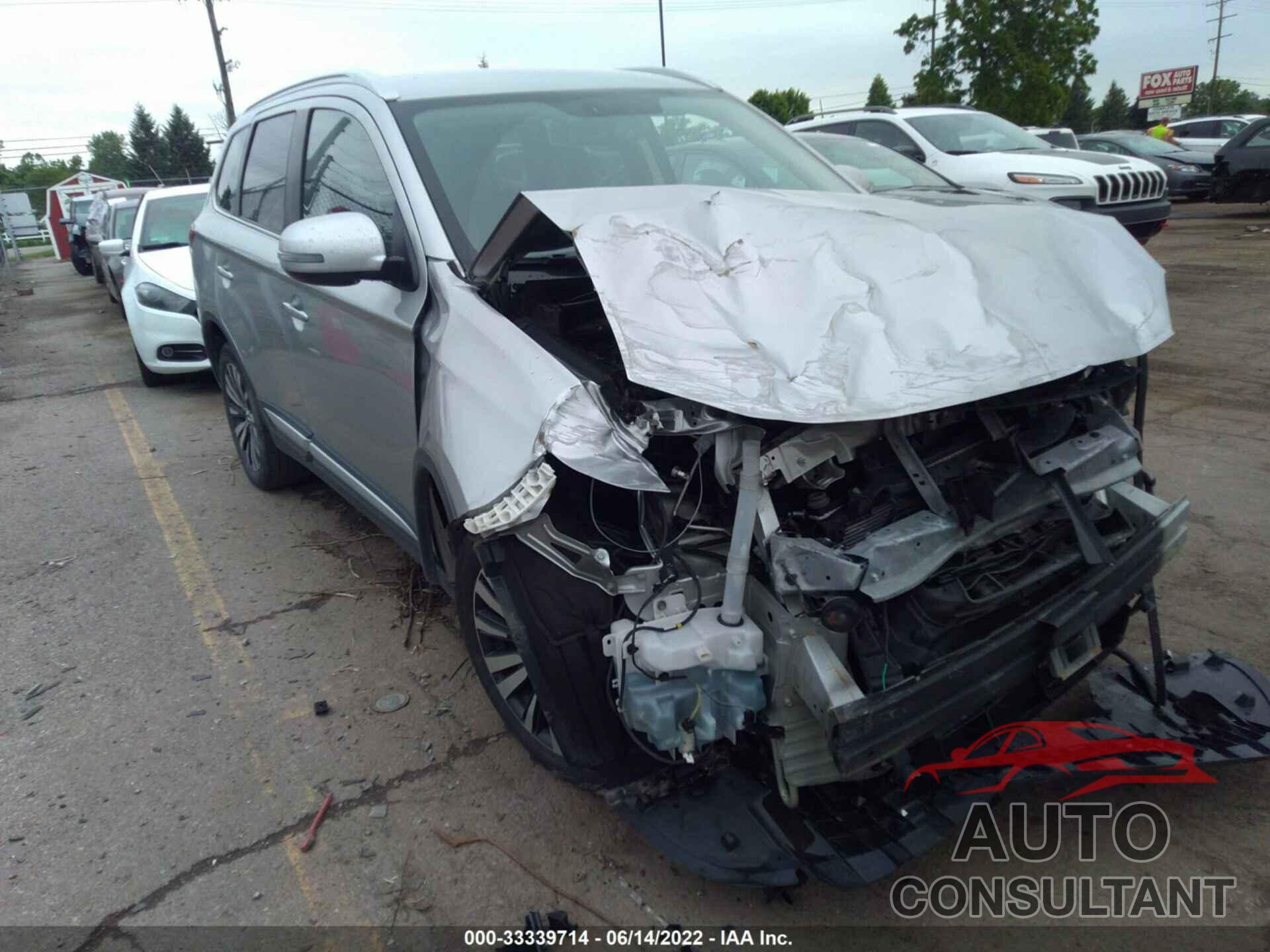 MITSUBISHI OUTLANDER 2019 - JA4AZ3A33KZ027870