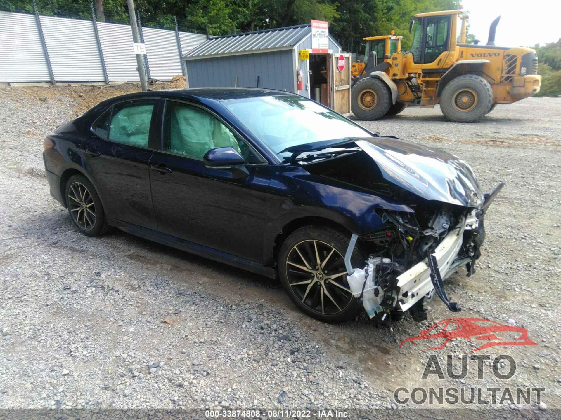 TOYOTA CAMRY 2022 - 4T1G11AK2NU619664