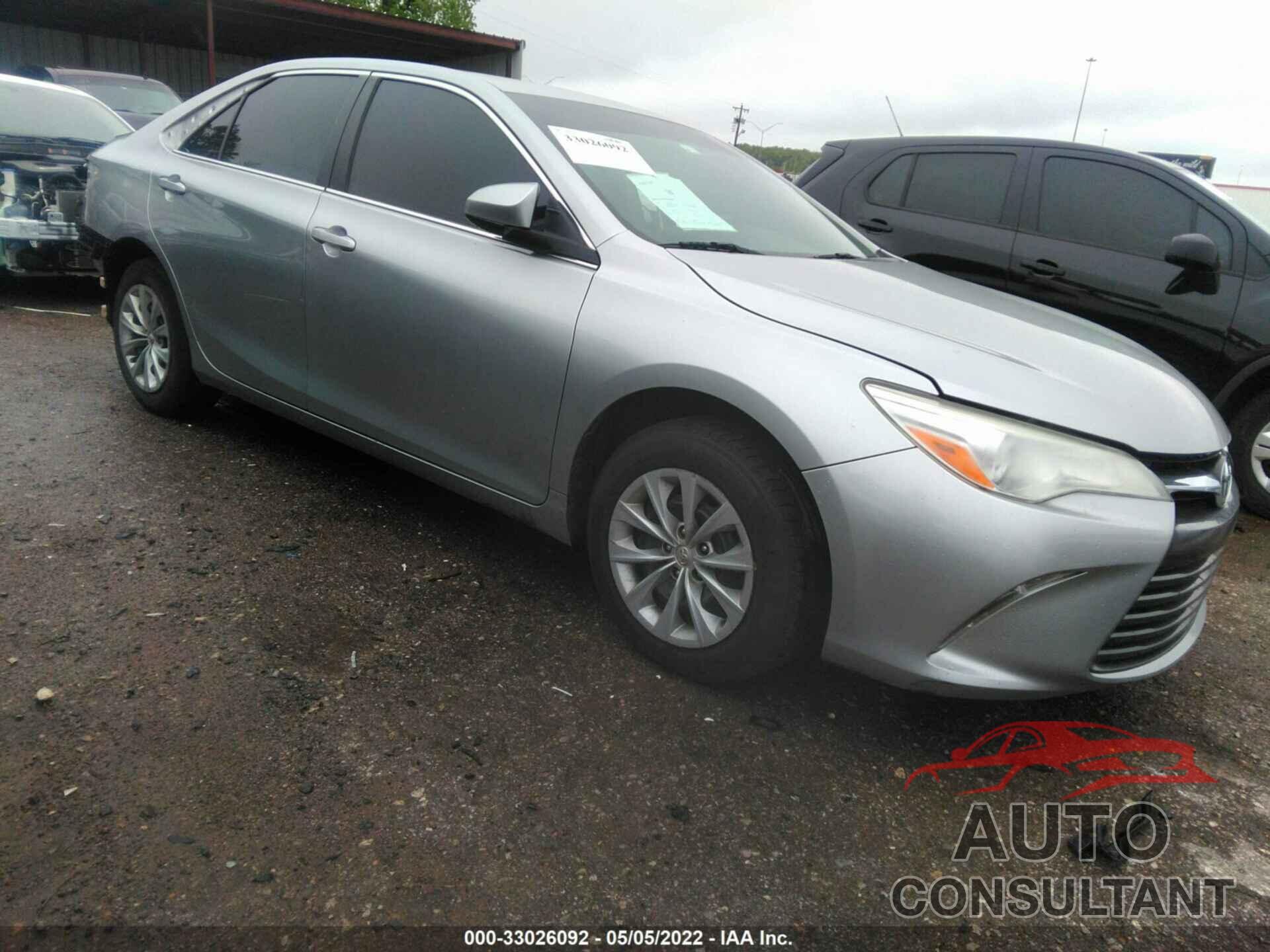 TOYOTA CAMRY 2016 - 4T4BF1FK3GR527699