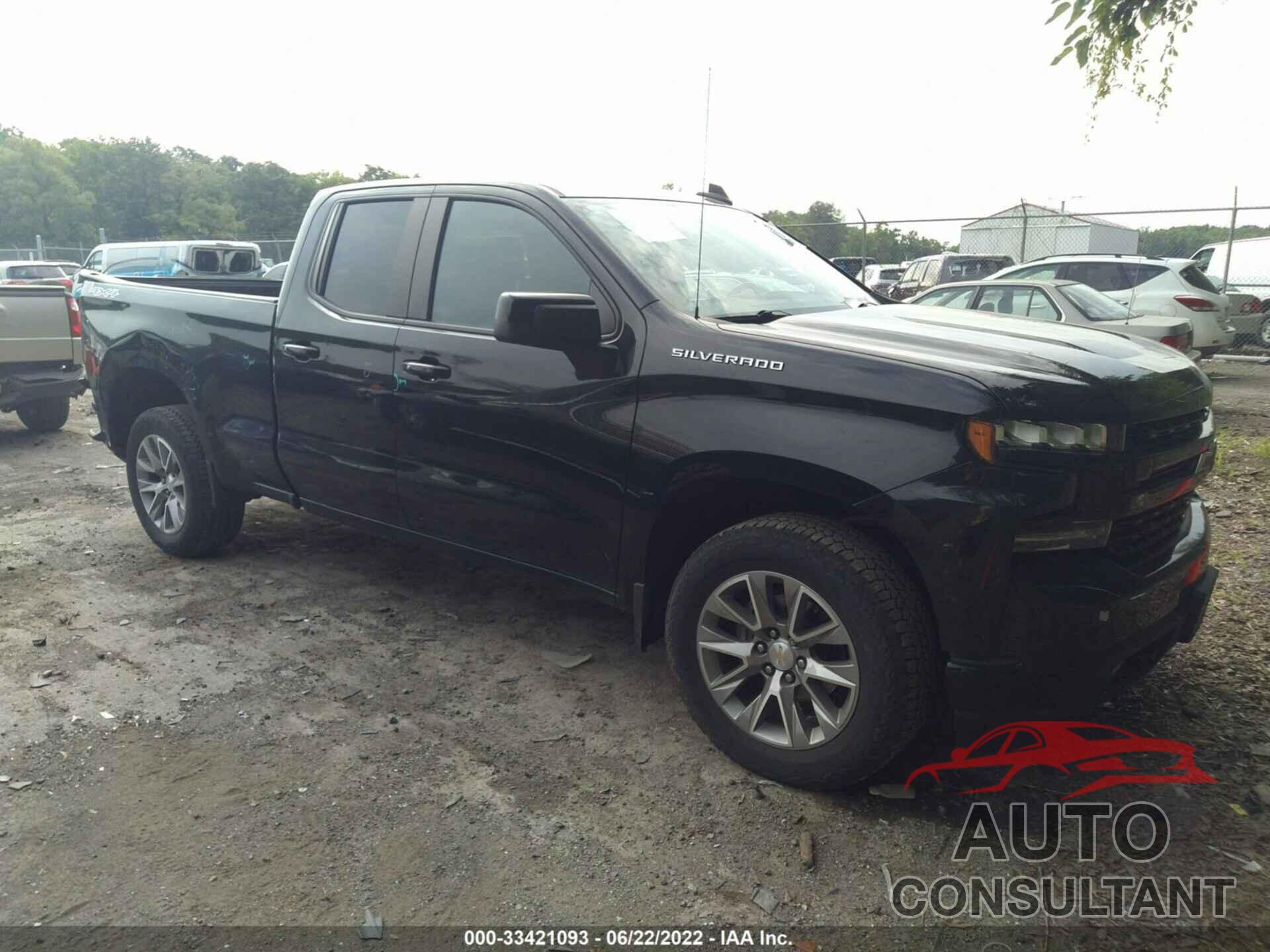 CHEVROLET SILVERADO 1500 2019 - 1GCRYEEKXKZ278569