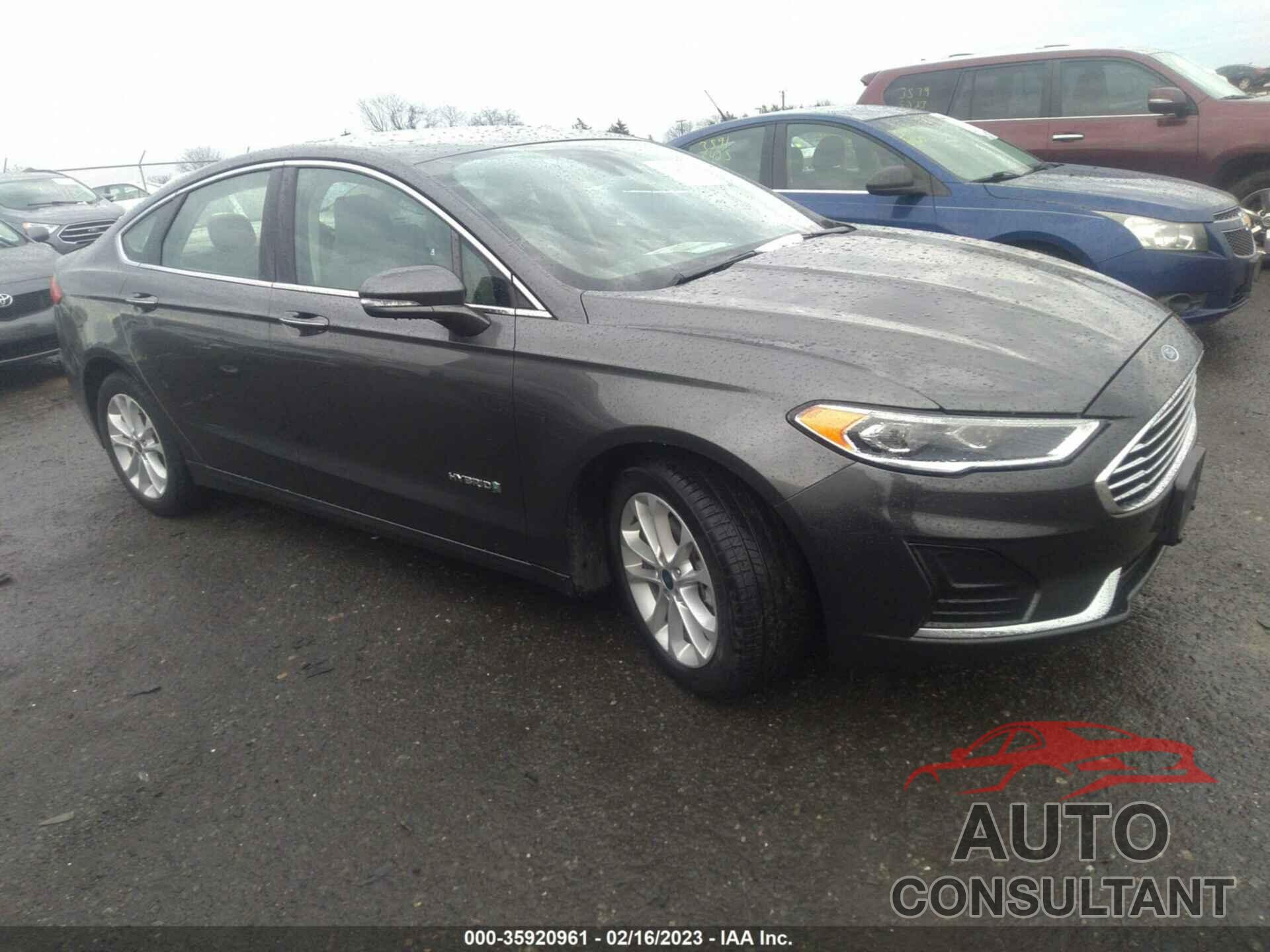 FORD FUSION HYBRID 2019 - 3FA6P0MU3KR125618