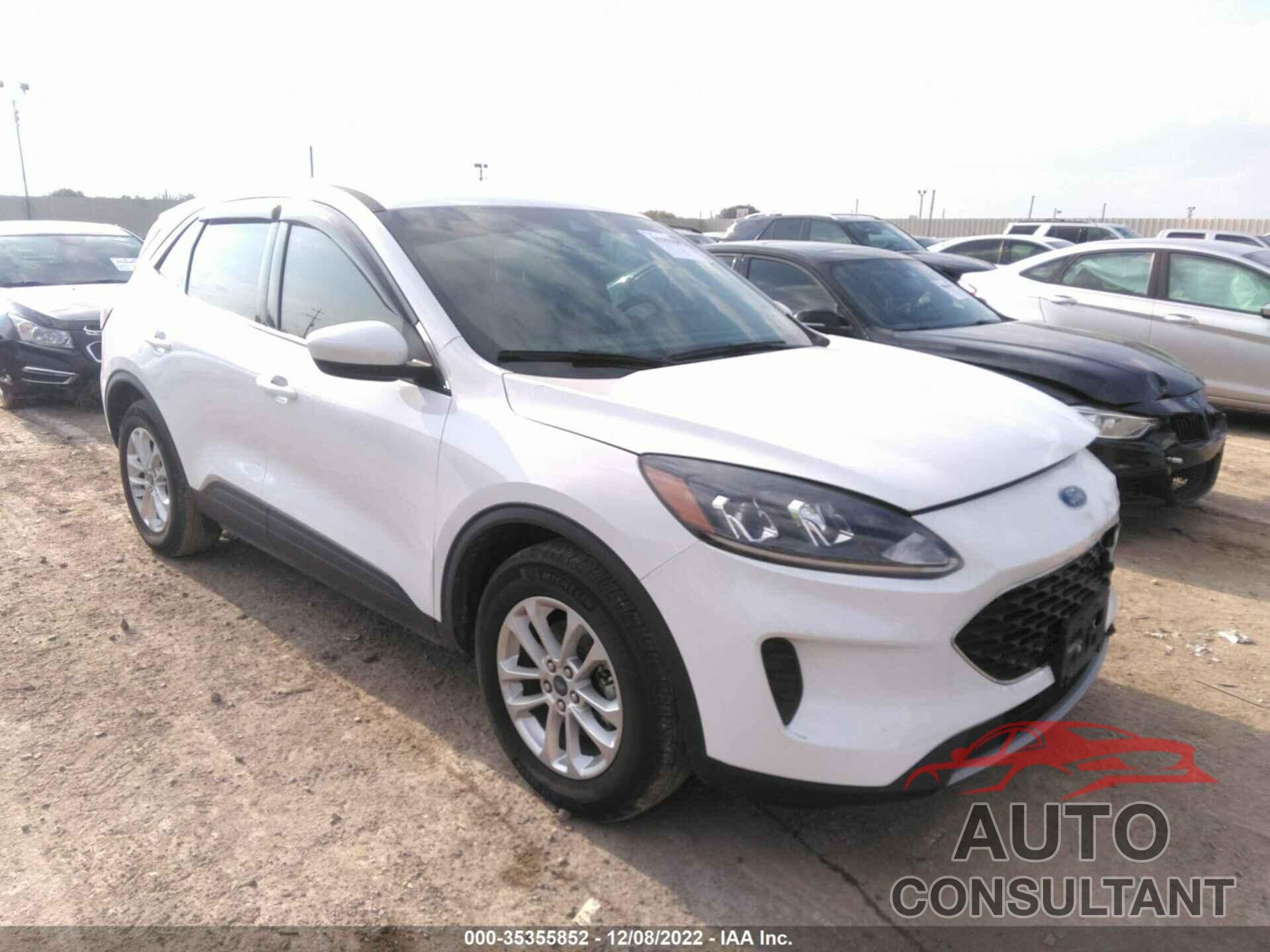 FORD ESCAPE 2020 - 1FMCU0G69LUB02403