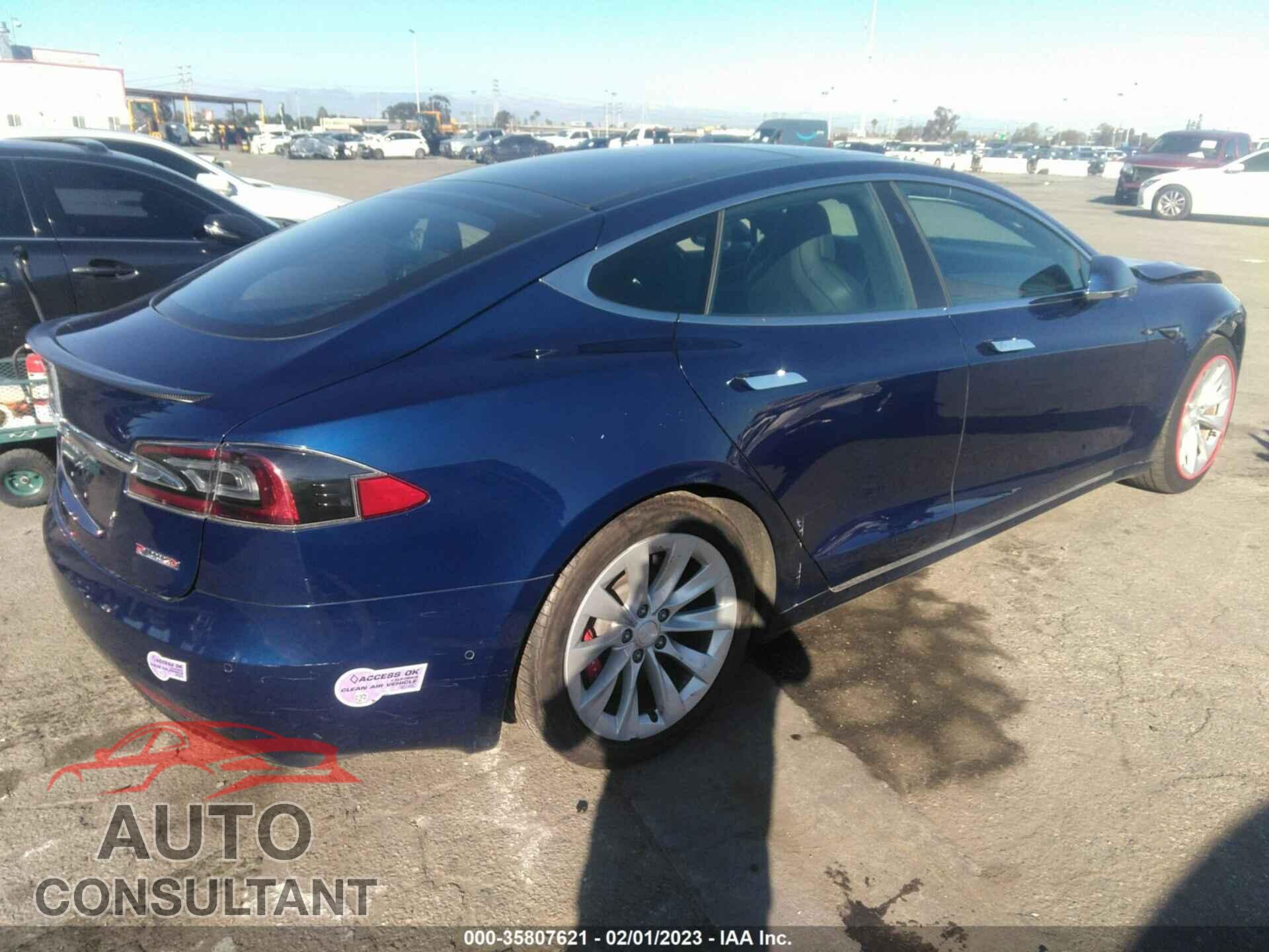 TESLA MODEL S 2018 - 5YJSA1E43JF293371