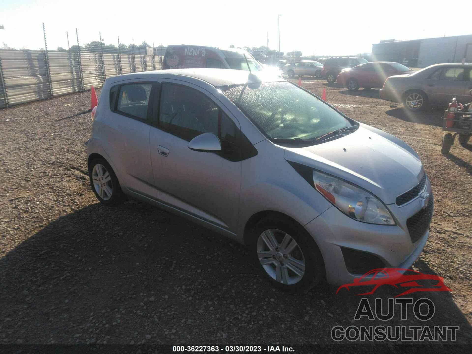 CHEVROLET SPARK 2015 - KL8CD6S98FC733767