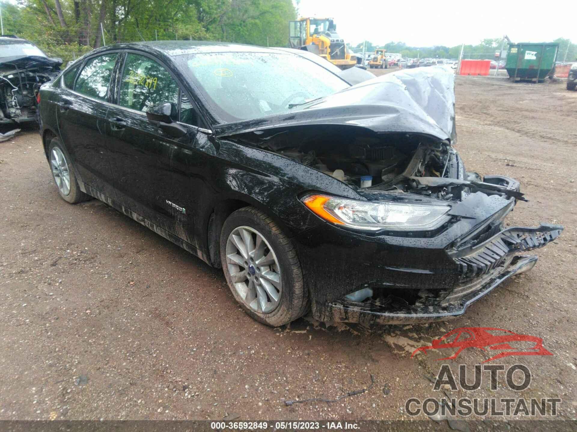 FORD FUSION 2017 - 3FA6P0LU0HR325253