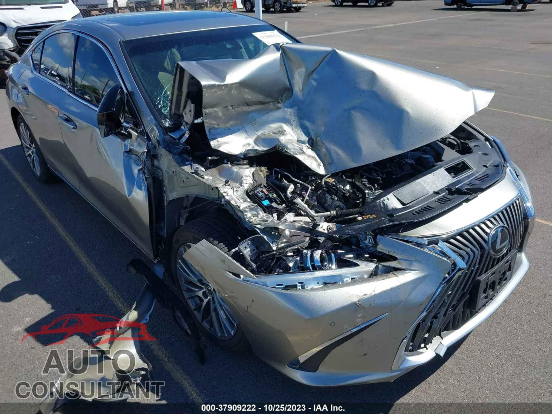 LEXUS ES 2020 - 58ADZ1B17LU061141
