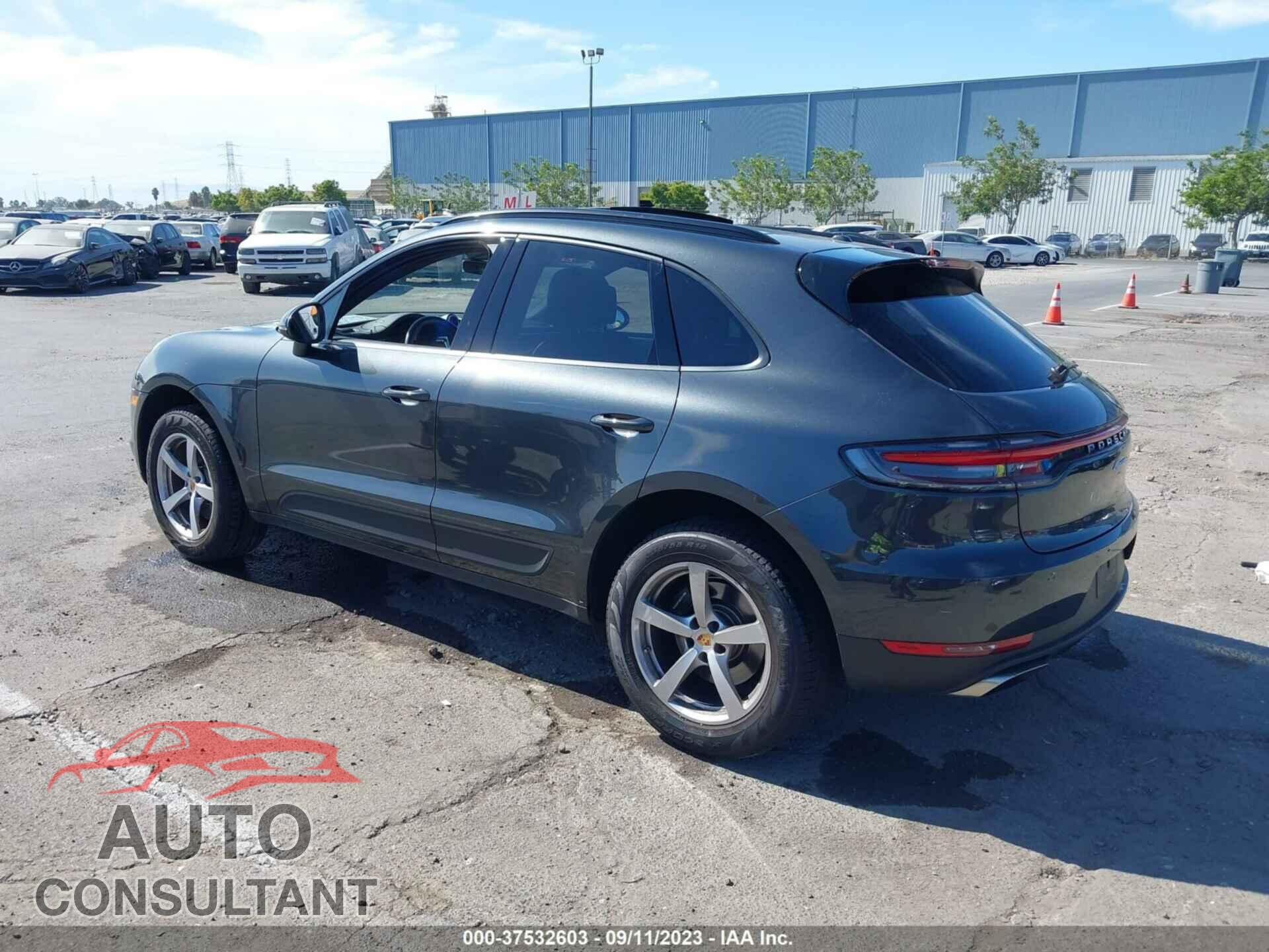 PORSCHE MACAN 2021 - WP1AA2A5XMLB13786