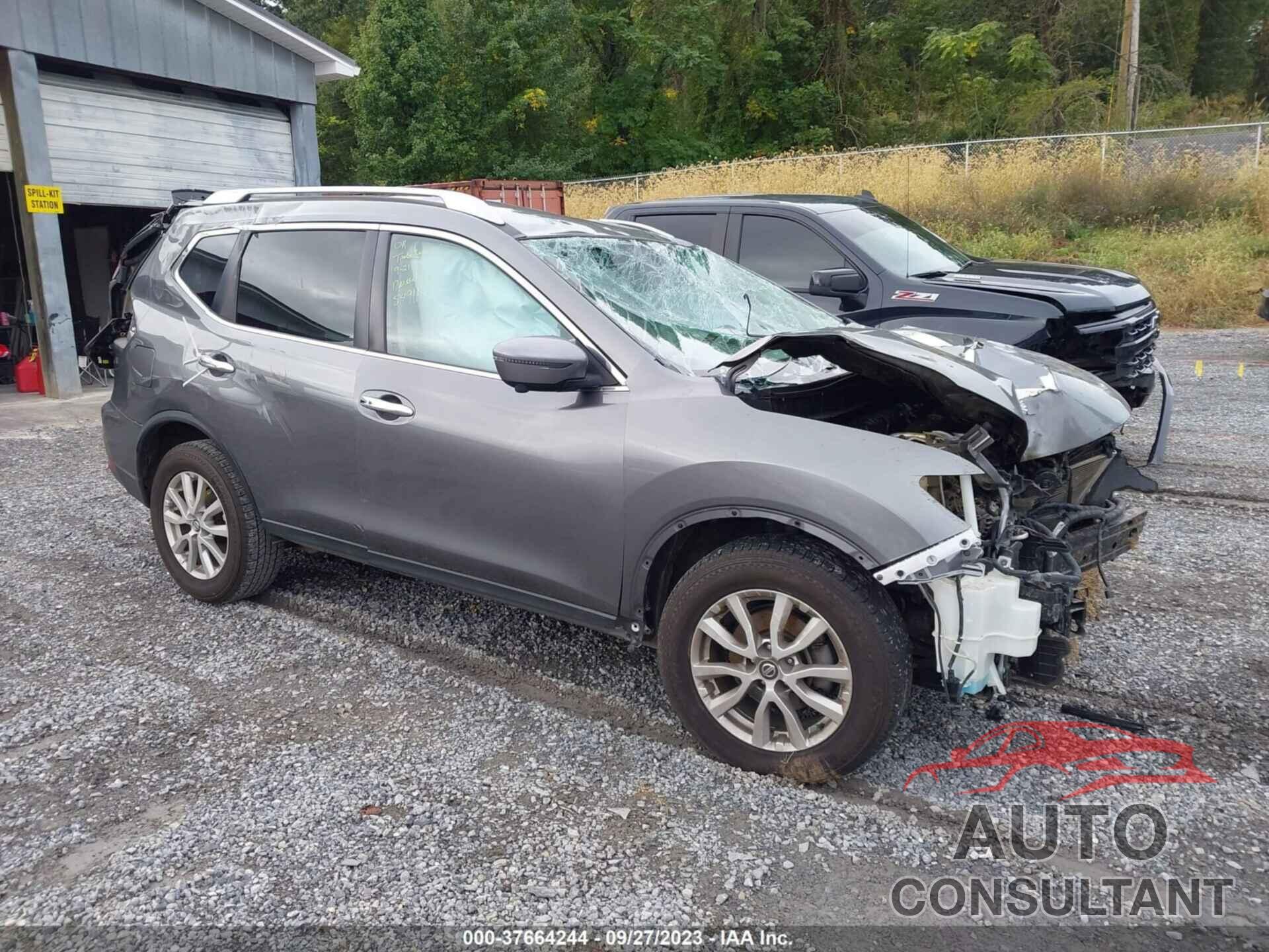 NISSAN ROGUE 2017 - KNMAT2MV6HP549119