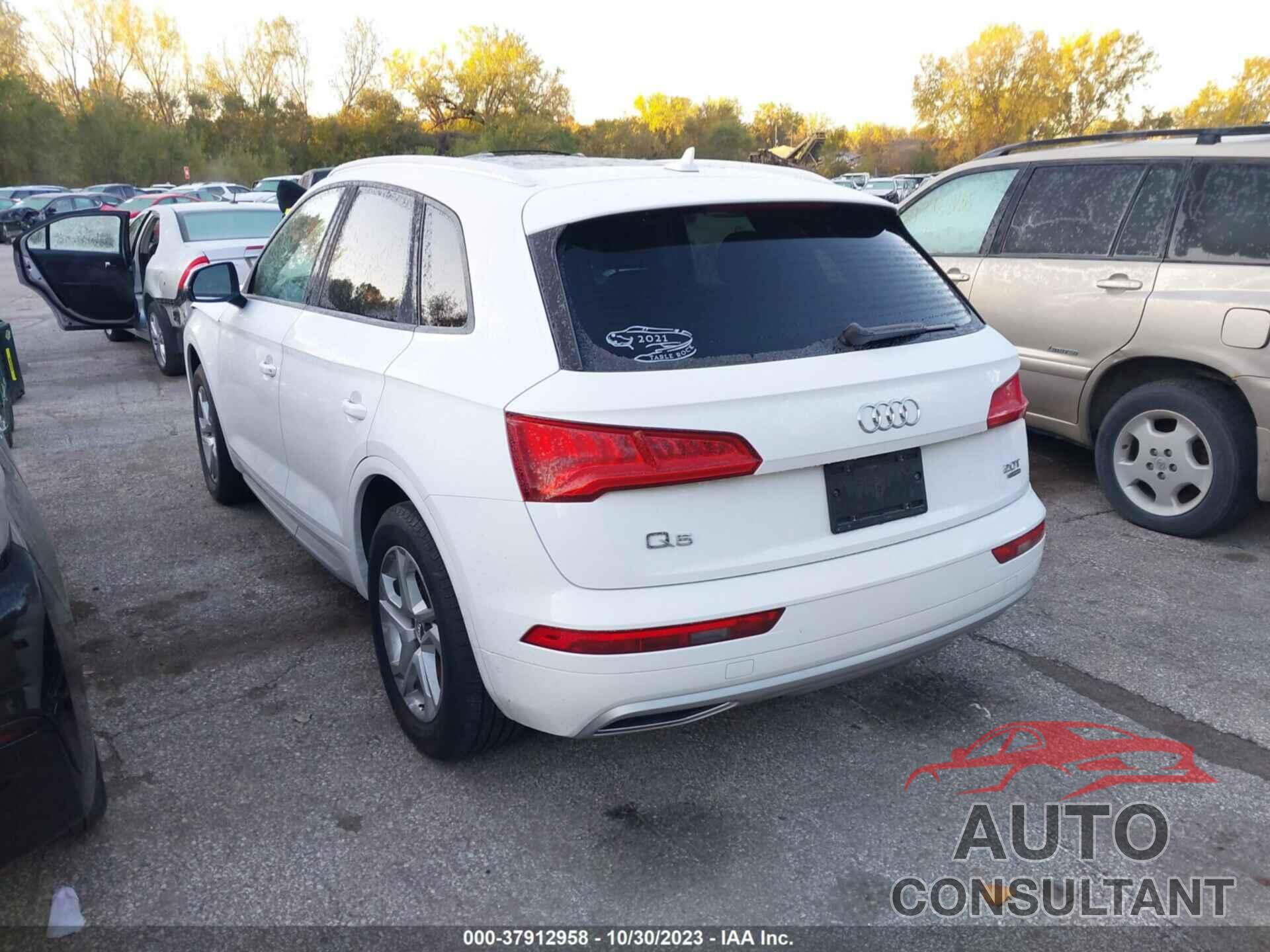 AUDI Q5 2018 - WA1ANAFY1J2007967