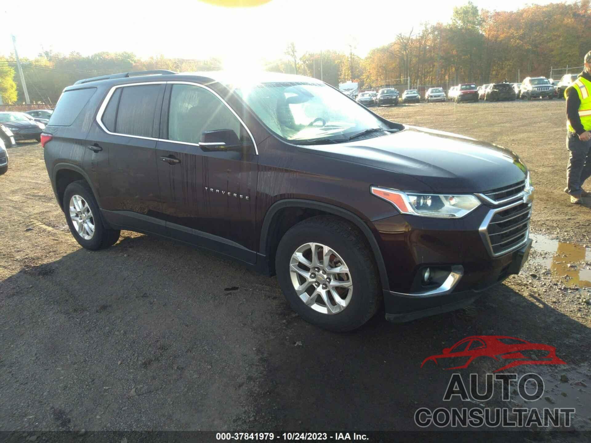 CHEVROLET TRAVERSE 2020 - 1GNEVGKW2LJ120261