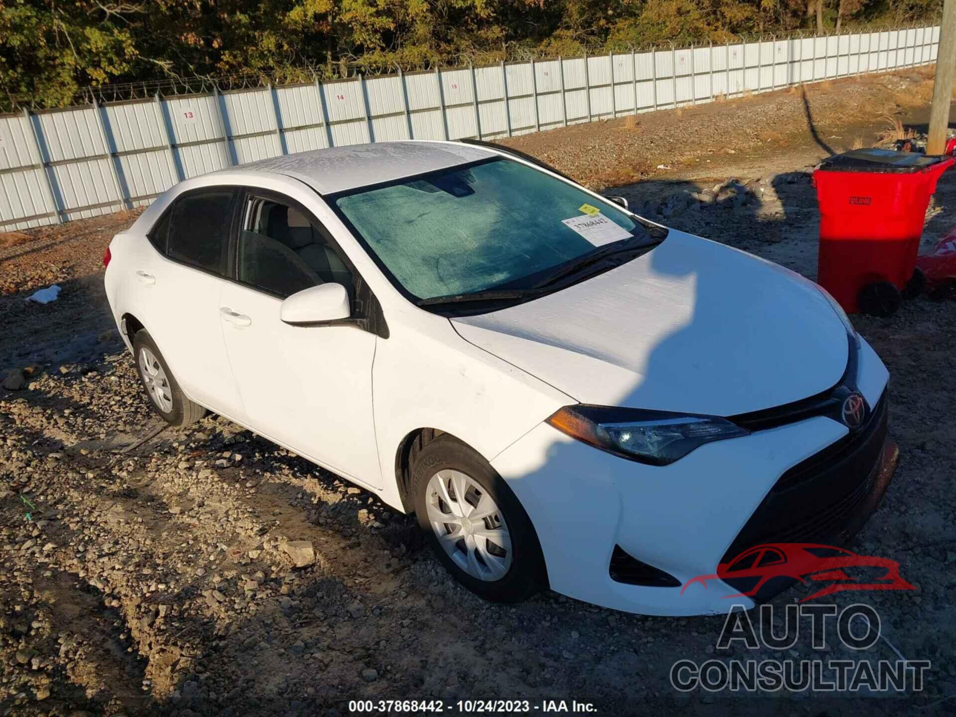 TOYOTA COROLLA 2019 - 5YFBURHE2KP879415