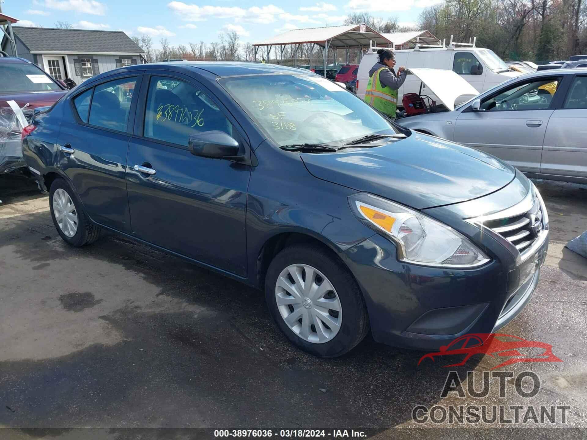 NISSAN VERSA 2017 - 3N1CN7APXHL842896