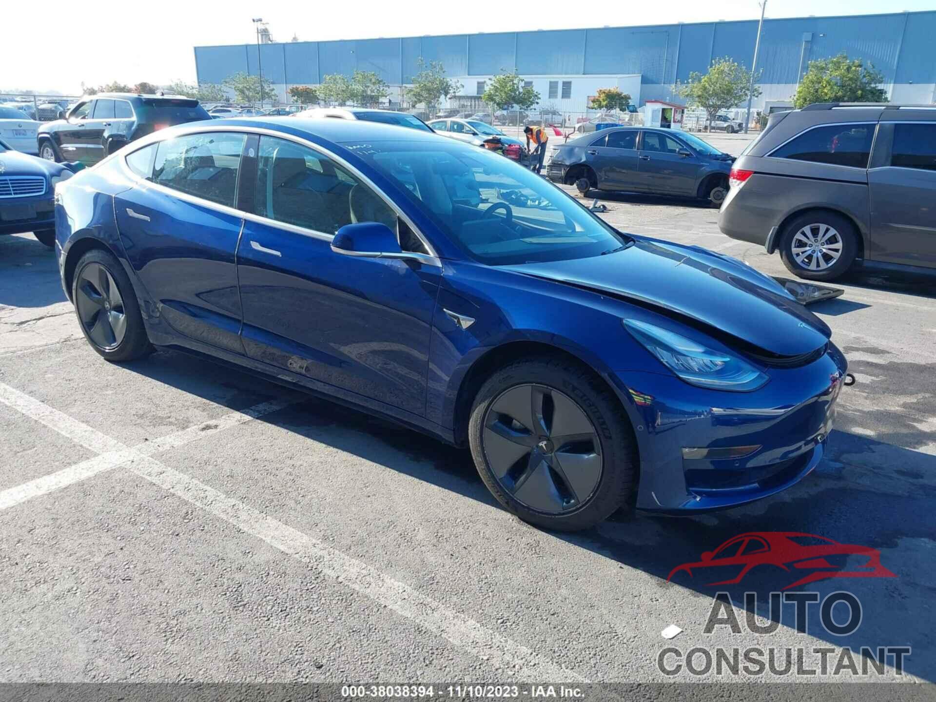 TESLA MODEL 3 2018 - 5YJ3E1EA0JF032570
