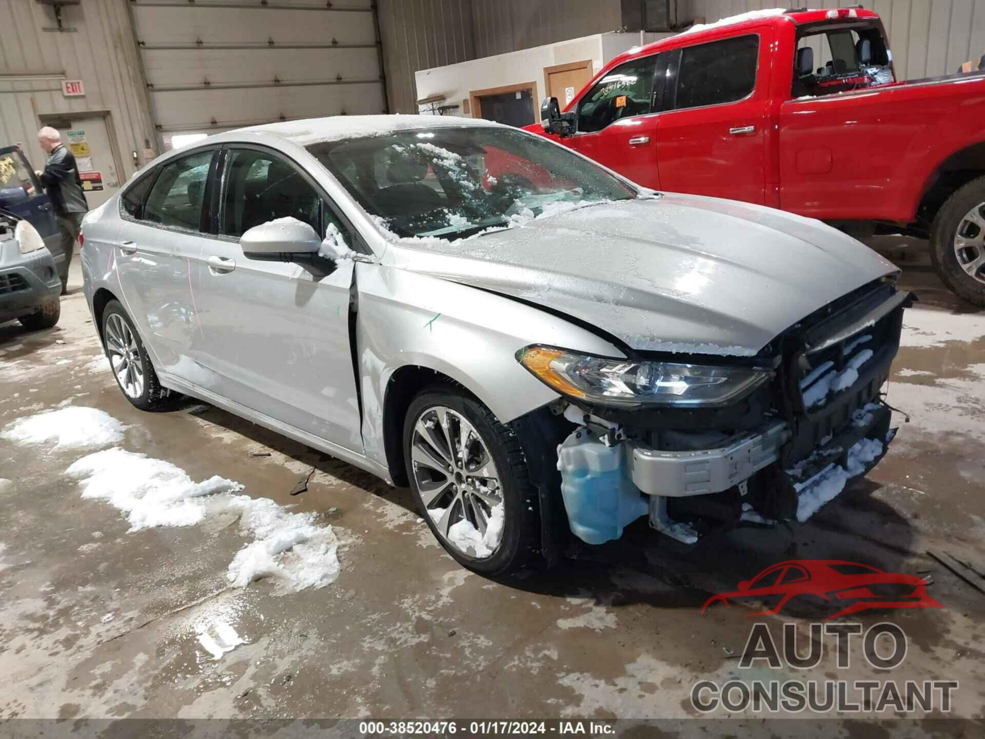 FORD FUSION 2019 - 3FA6P0T95KR236684