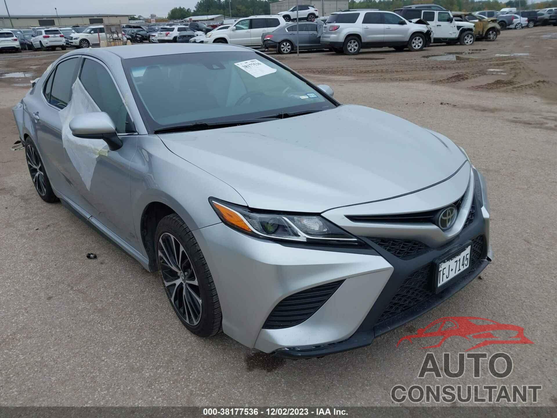 TOYOTA CAMRY 2020 - 4T1G11AK2LU897851