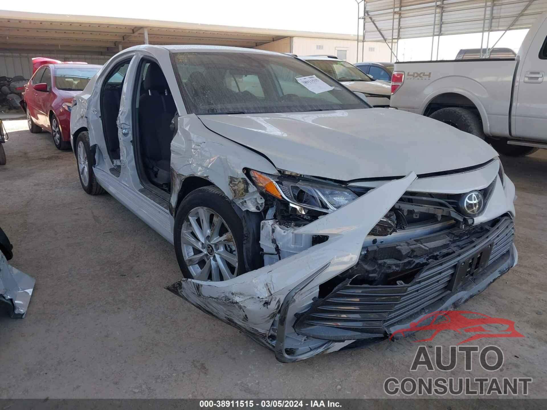 TOYOTA CAMRY 2024 - 4T1C11AK6RU213813