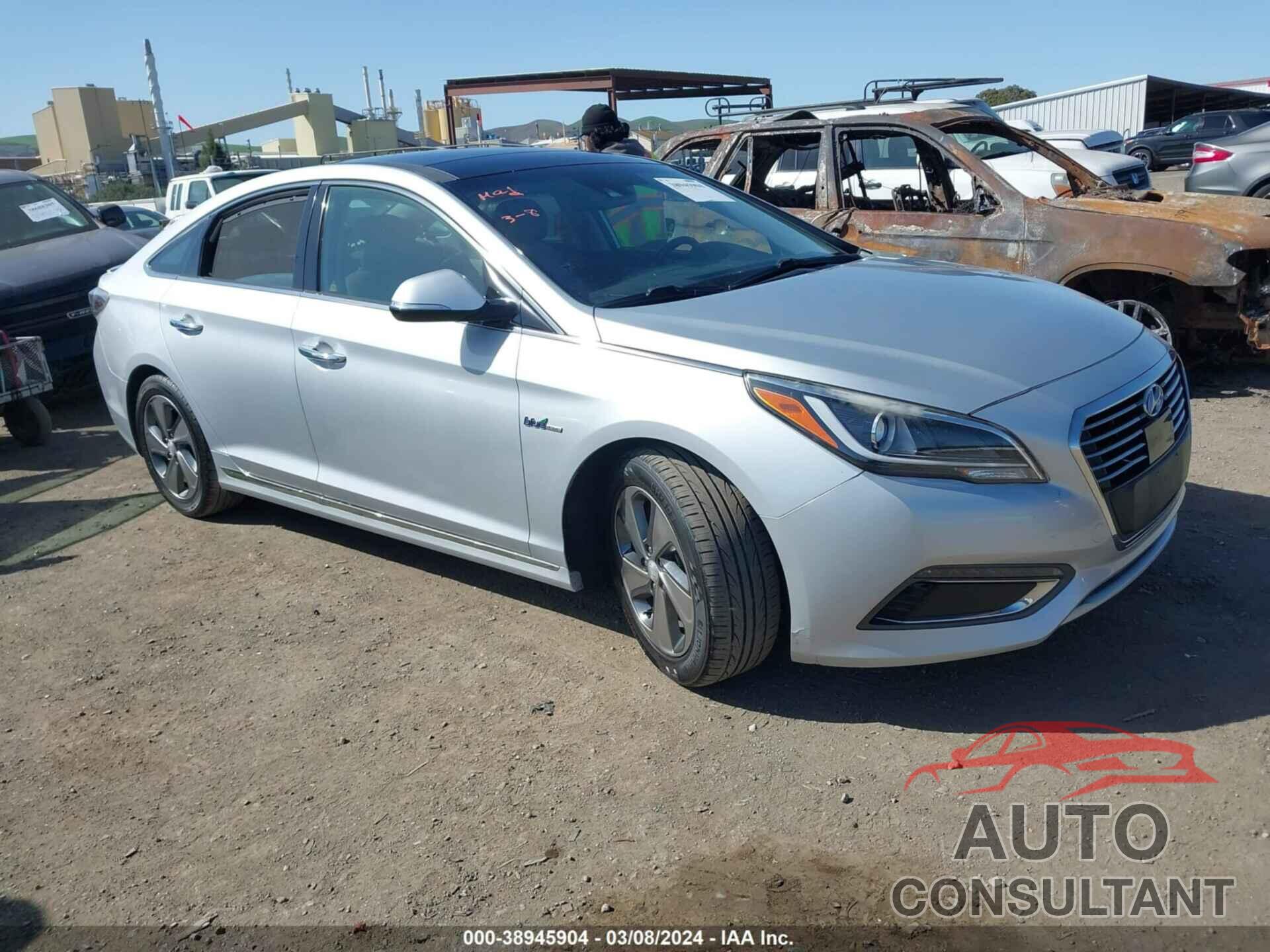 HYUNDAI SONATA HYBRID 2017 - KMHE34L11HA054837