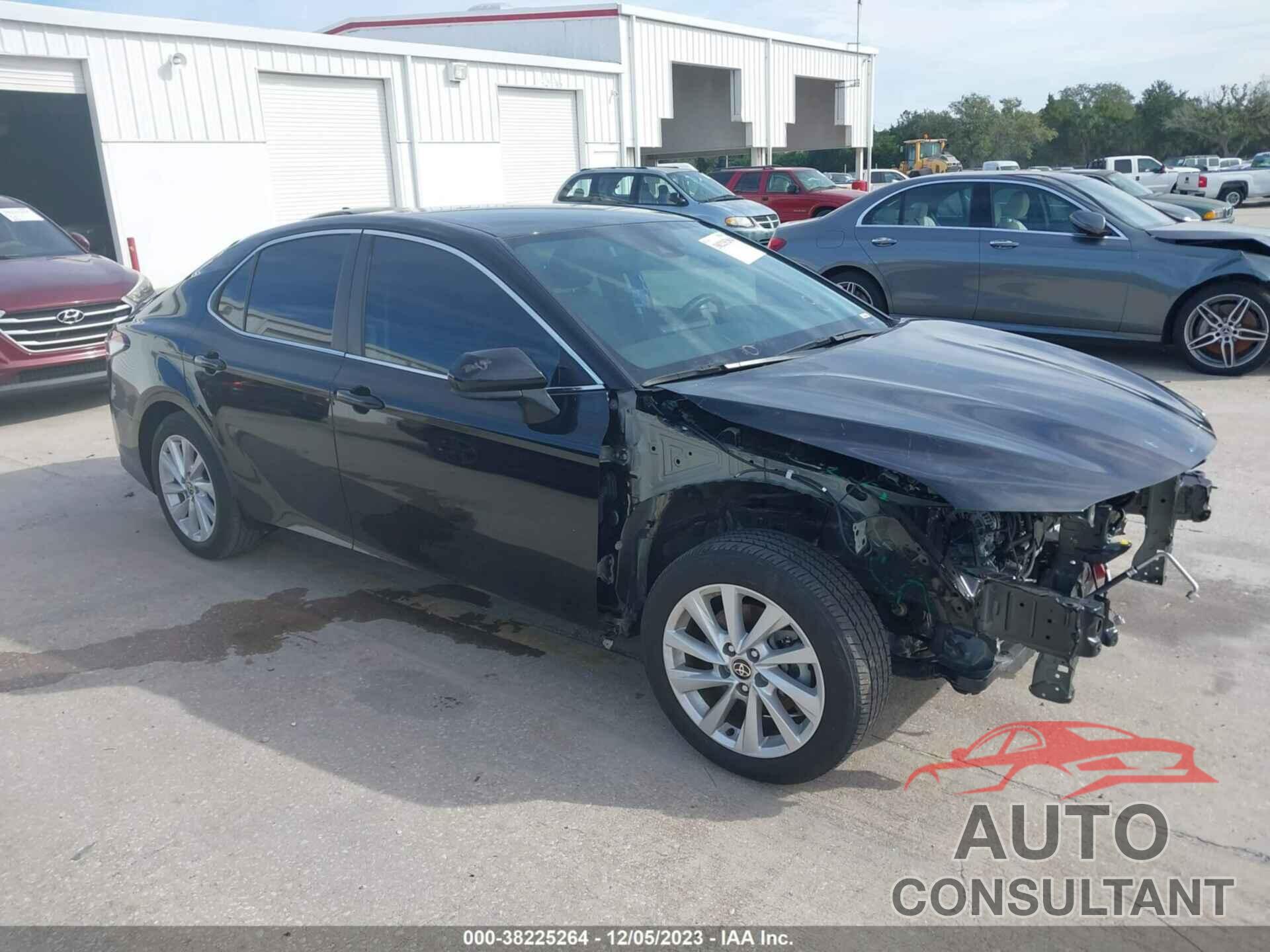 TOYOTA CAMRY 2023 - 4T1C11AK5PU743946
