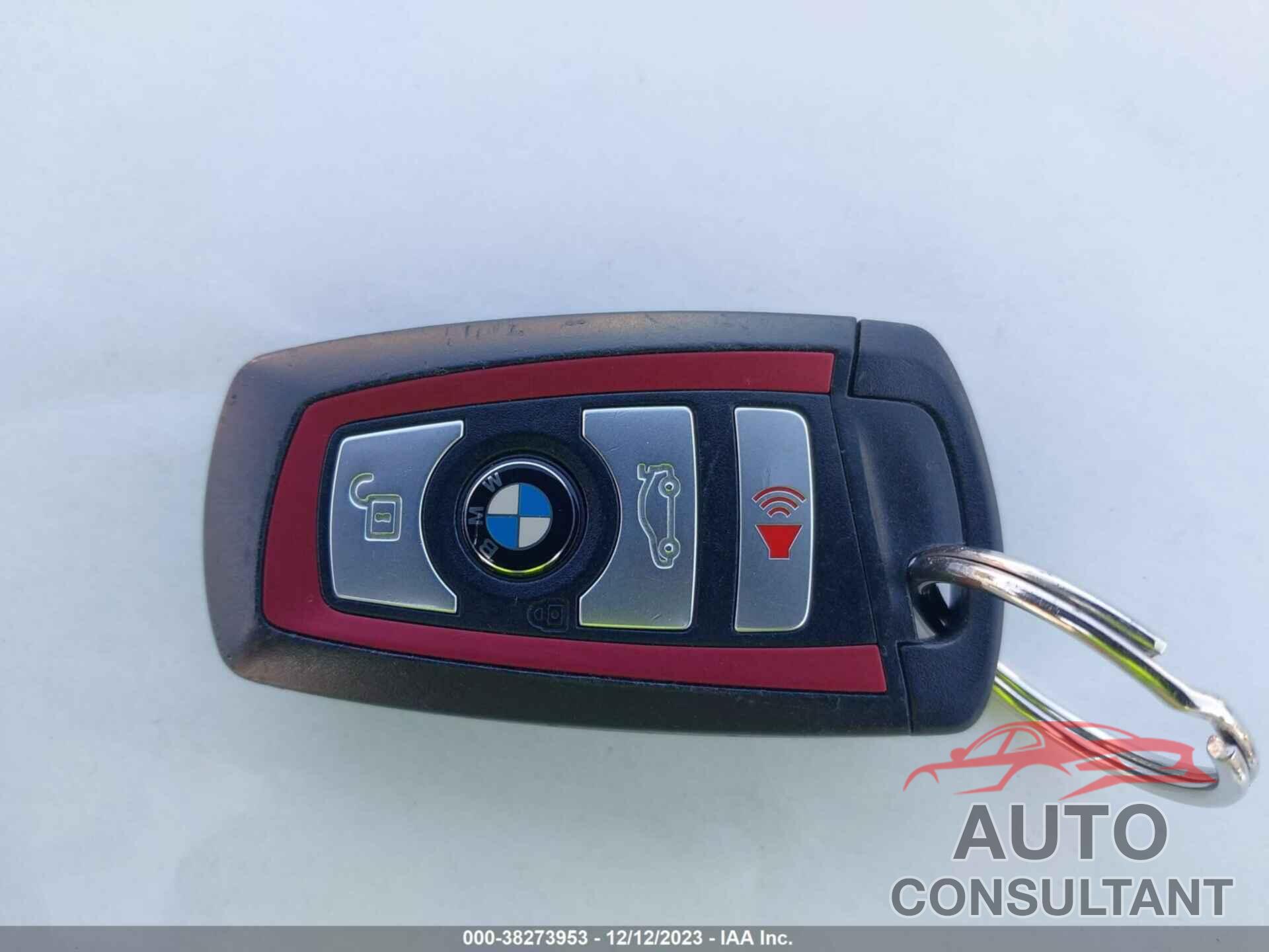 BMW 328I 2016 - WBA8E3G59GNU05033