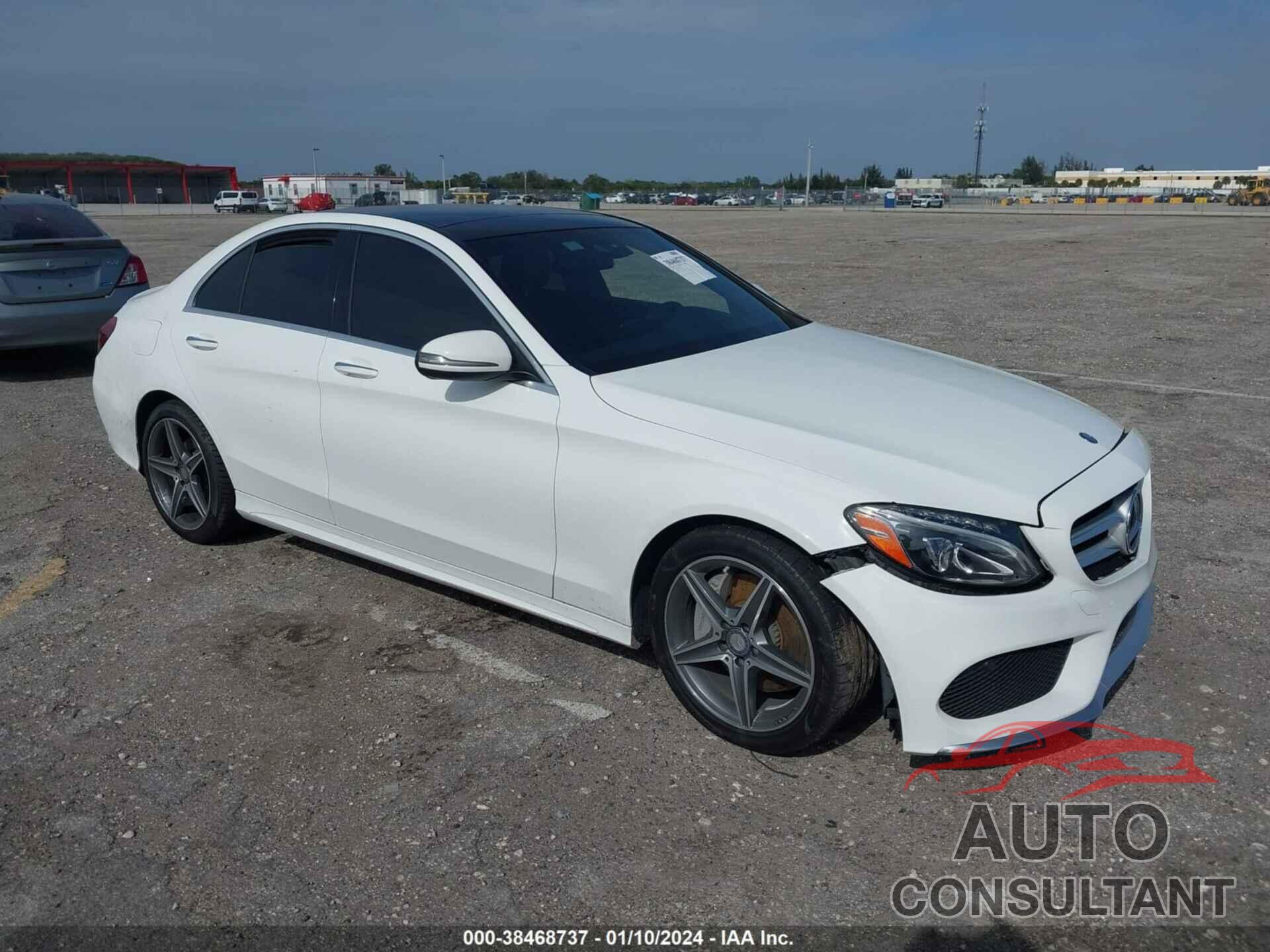 MERCEDES-BENZ C 300 2016 - 55SWF4KB3GU138382