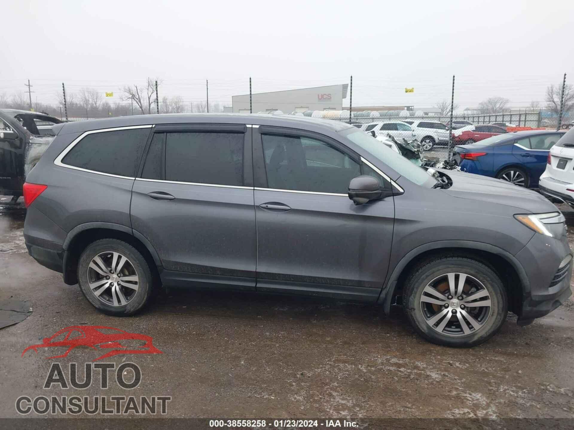 HONDA PILOT 2017 - 5FNYF5H57HB027501