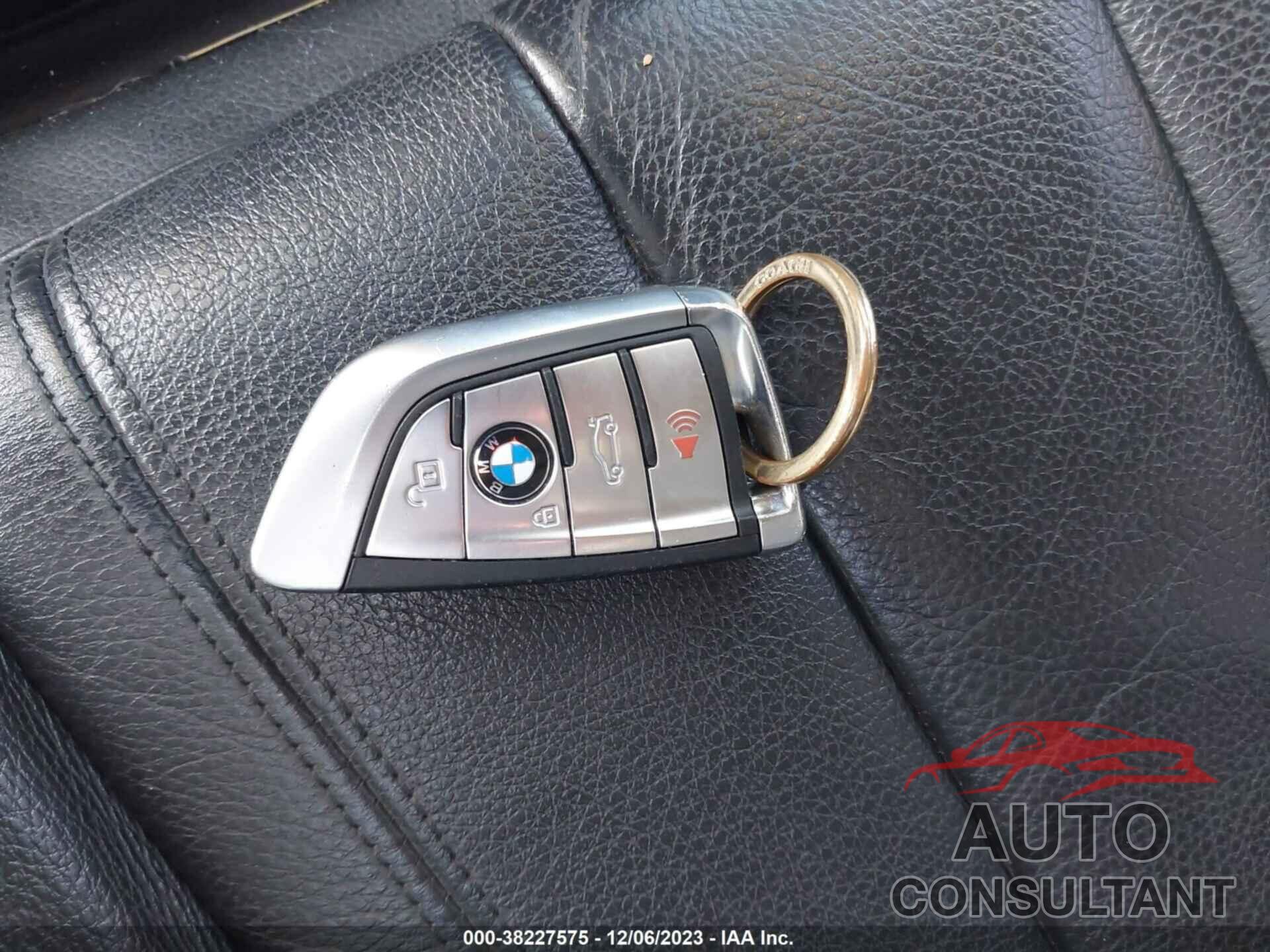 BMW X5 2016 - 5UXKR6C53G0J81905
