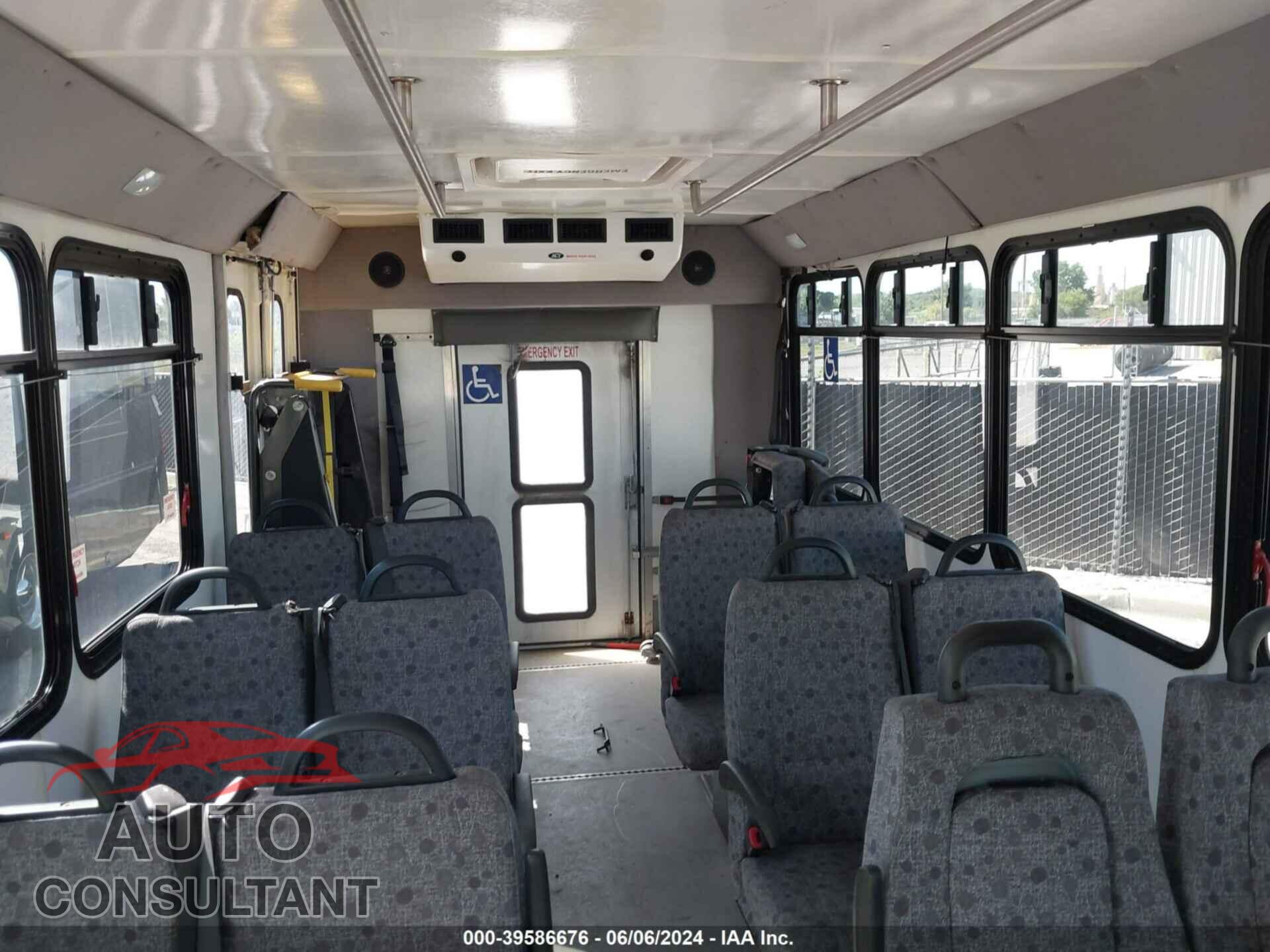 FORD E-450 CUTAWAY 2017 - 1FDFE4FSPHDC72074