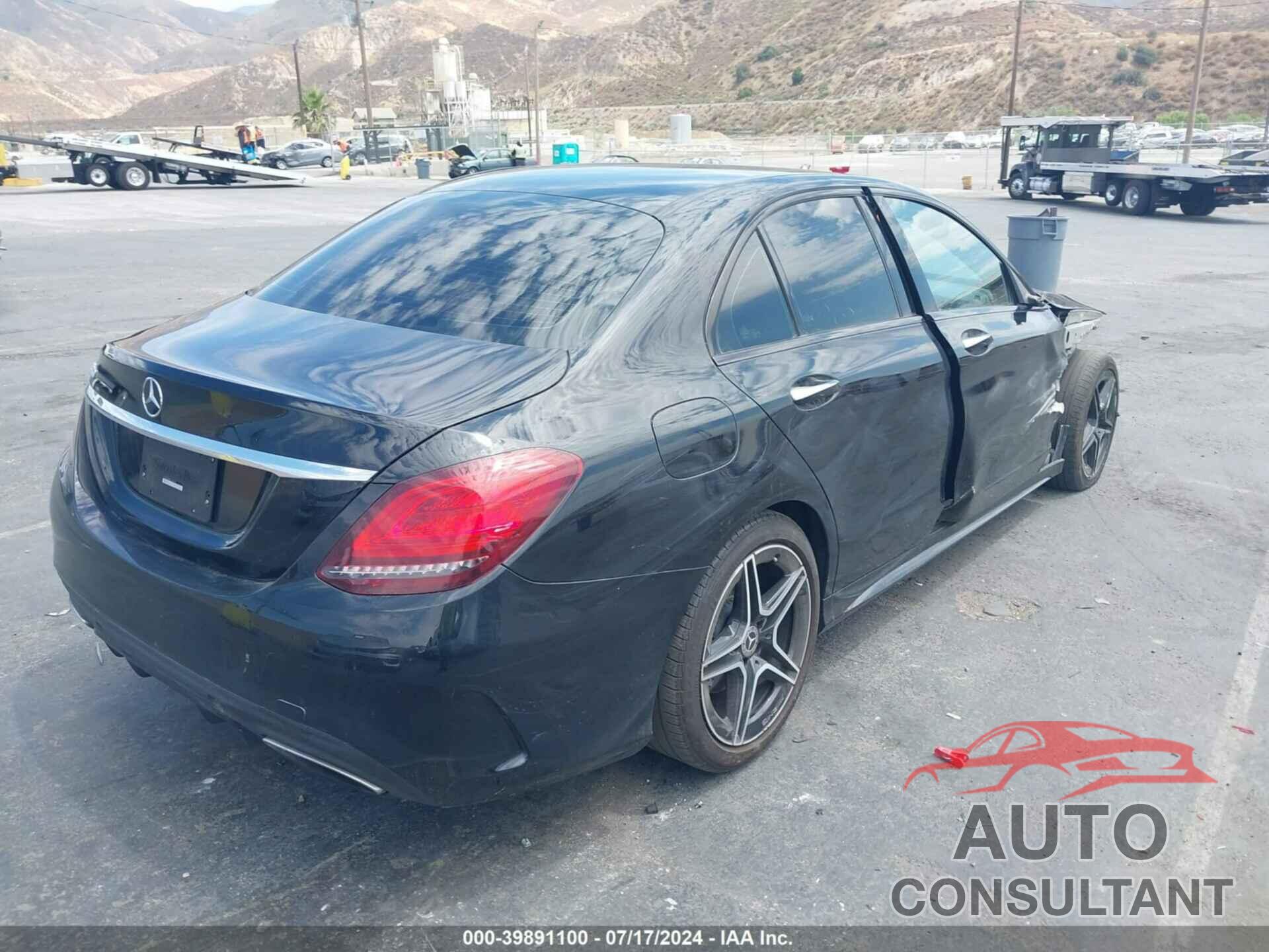 MERCEDES-BENZ C 300 2019 - 55SWF8DB4KU306415