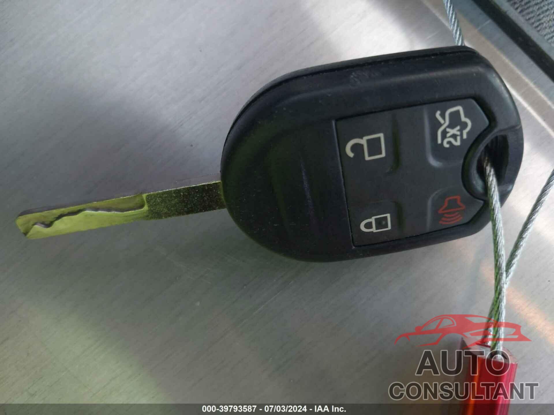 FORD FIESTA 2019 - 3FADP4BJ6KM121261