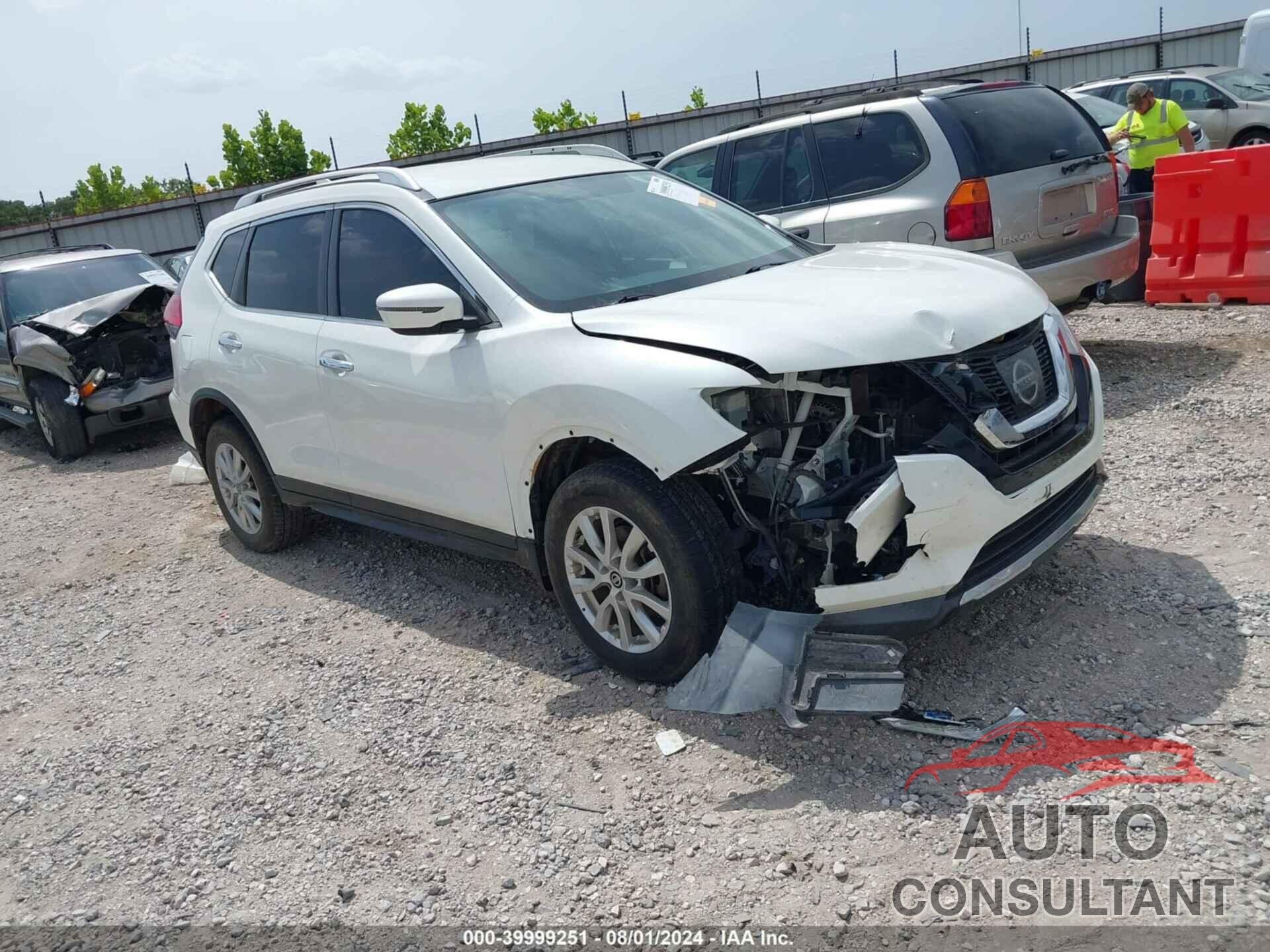 NISSAN ROGUE 2017 - KNMAT2MV6HP571296