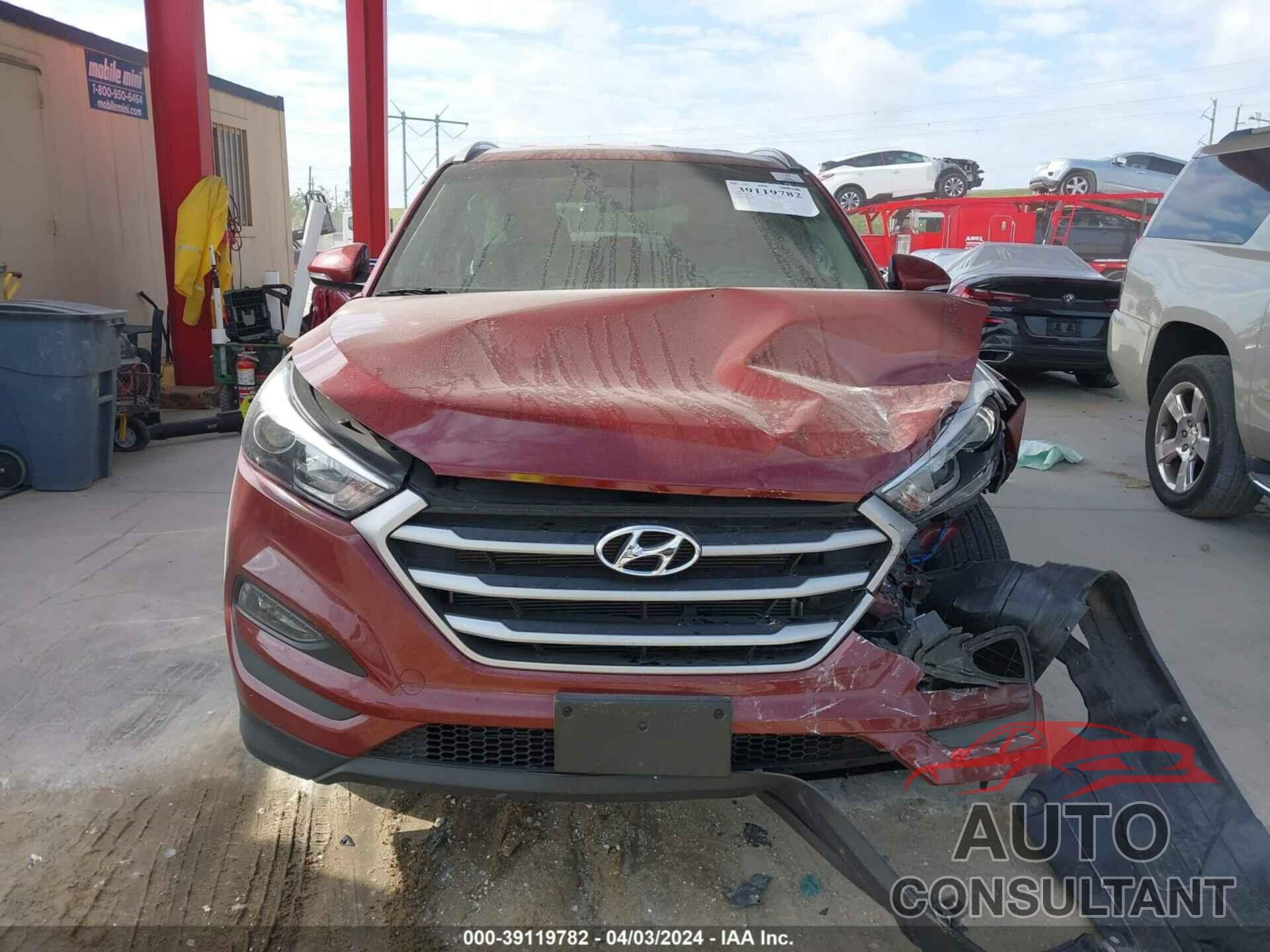 HYUNDAI TUCSON 2018 - KM8J33A42JU770219