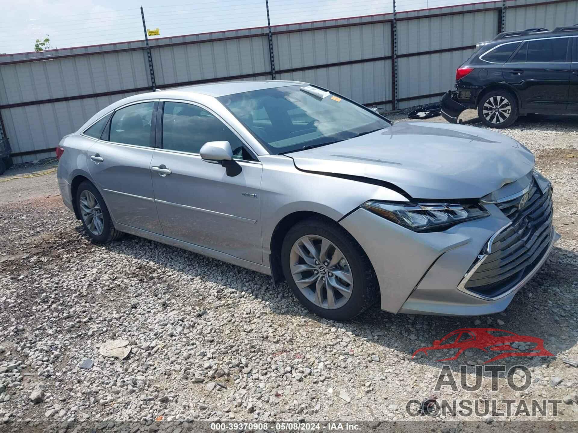 TOYOTA AVALON HYBRID 2019 - 4T1B21FB9KU004928