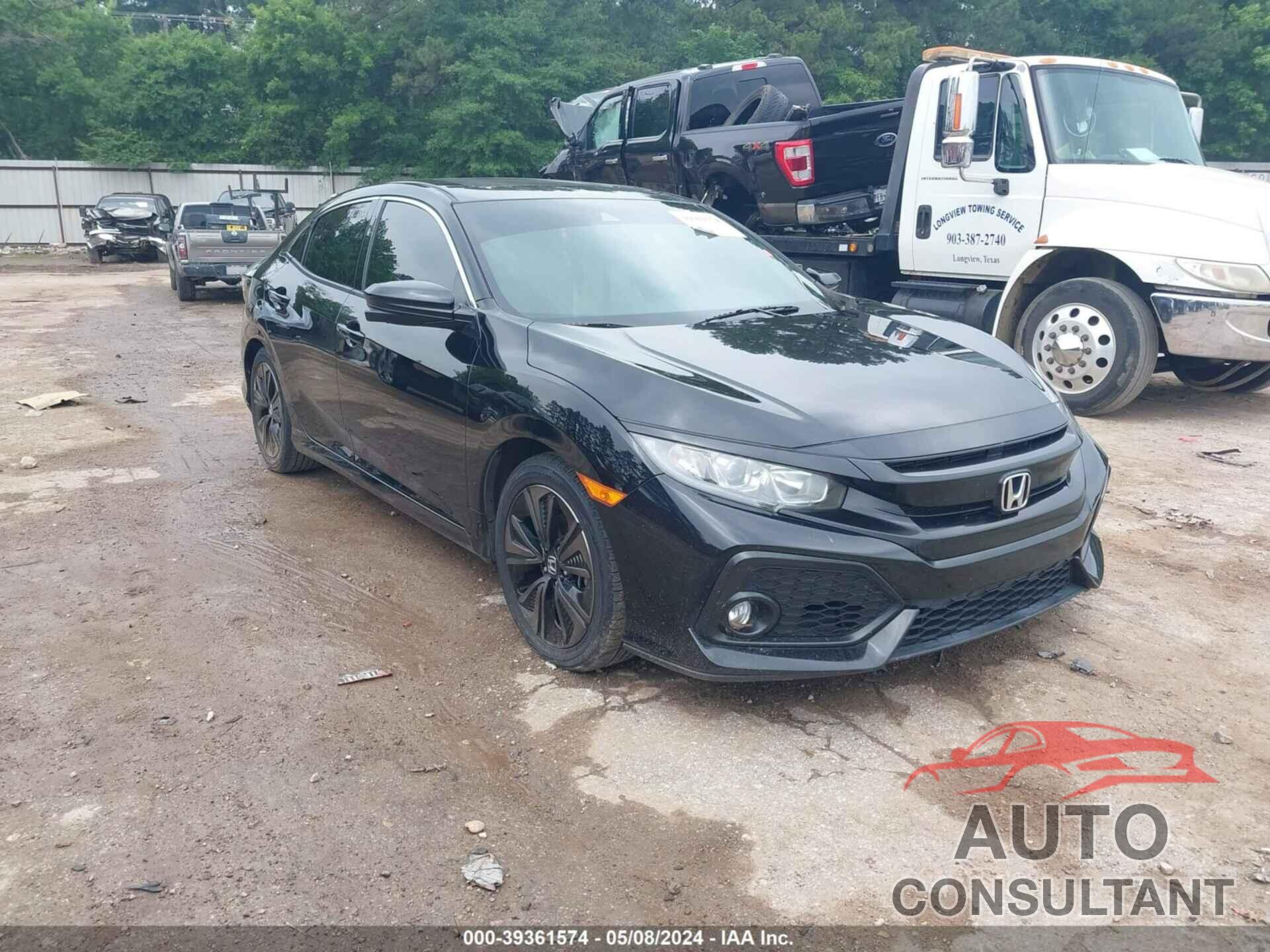 HONDA CIVIC 2018 - SHHFK7H68JU206836