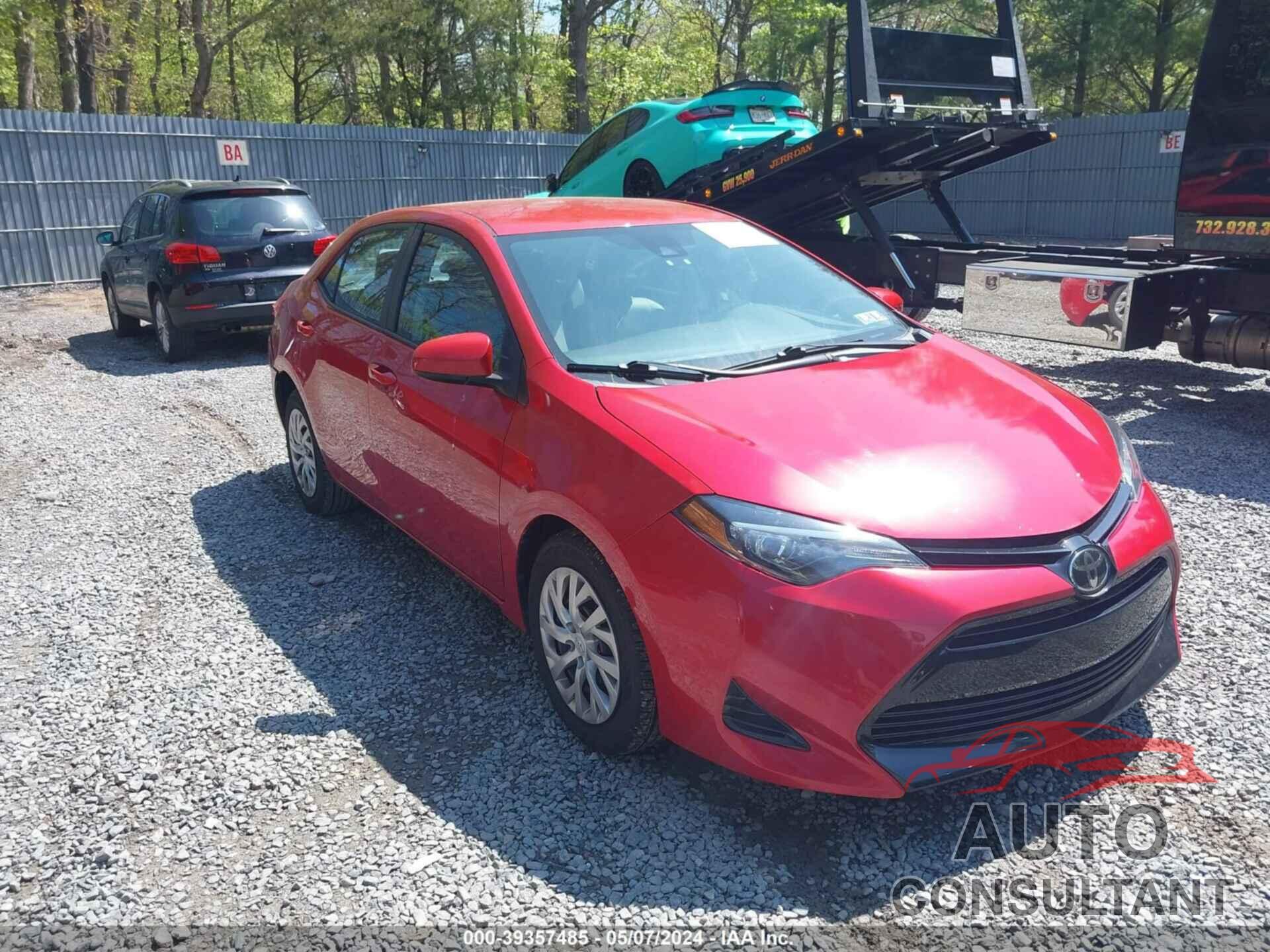 TOYOTA COROLLA 2017 - 2T1BURHE1HC949057