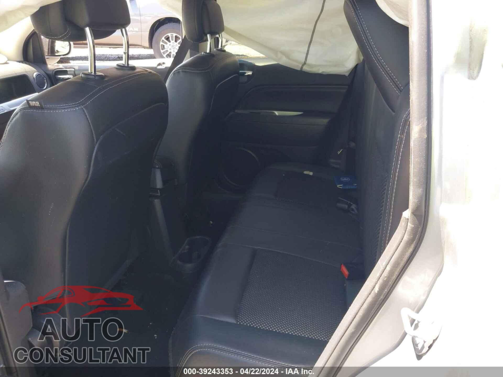 JEEP COMPASS 2017 - 1C4NJDEB0HD163501