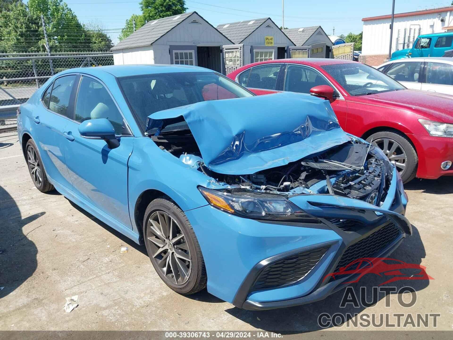 TOYOTA CAMRY 2024 - 4T1G11AK1RU208438