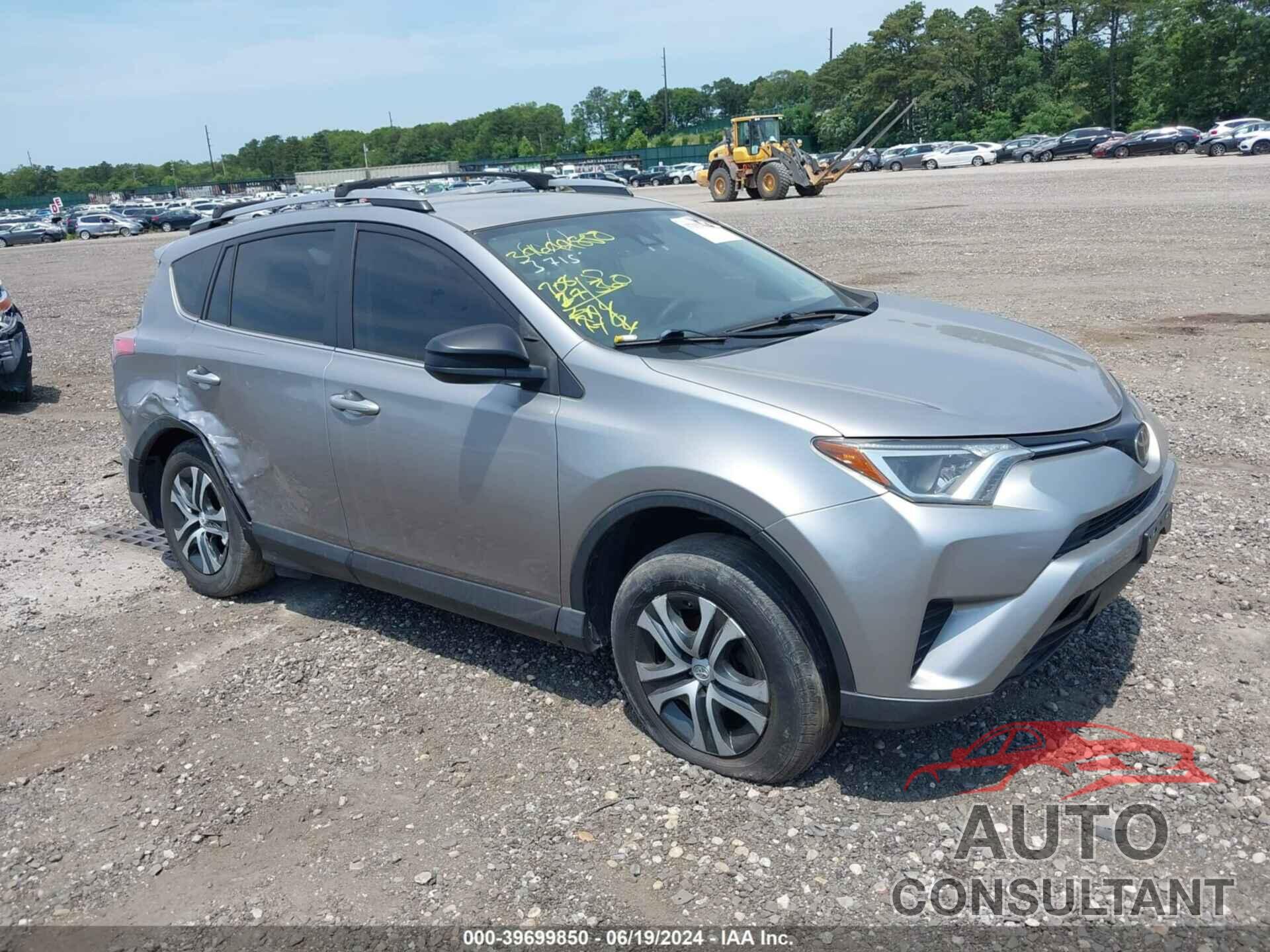 TOYOTA RAV4 2018 - JTMBFREV8JD253304